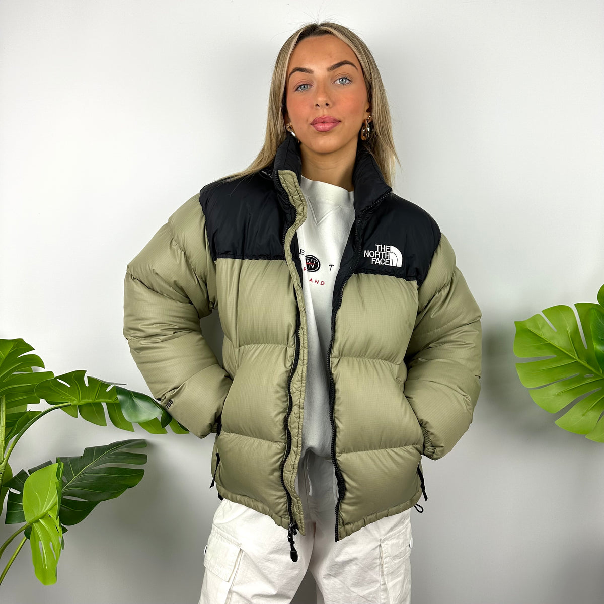 Khaki north face coat hotsell