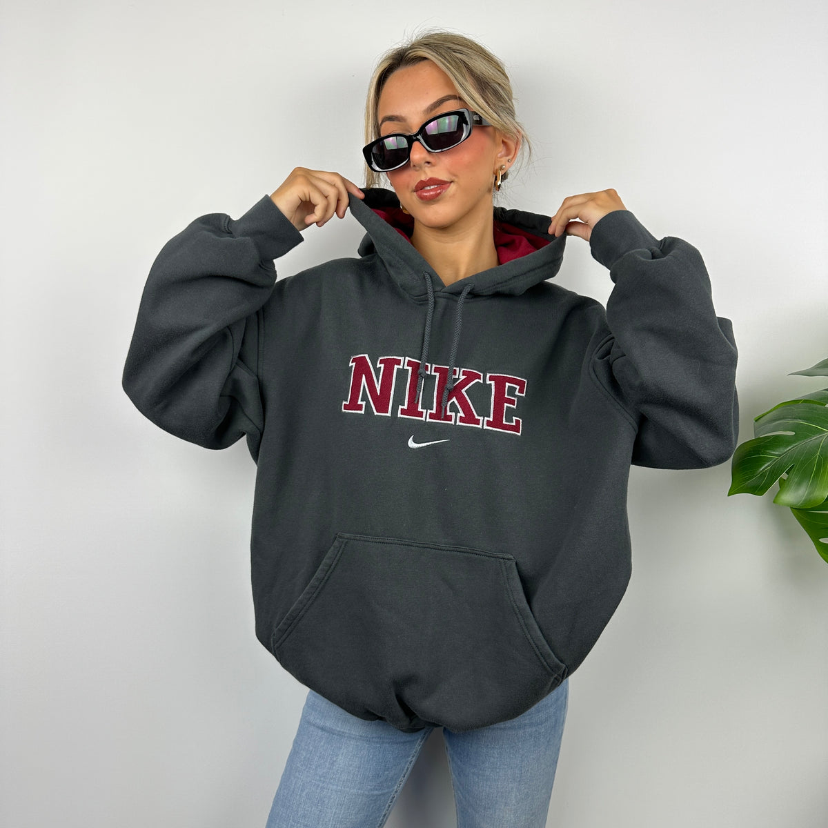 Nike Grey Embroidered Spell Out Hoodie (M) – Jamie Online Vintage