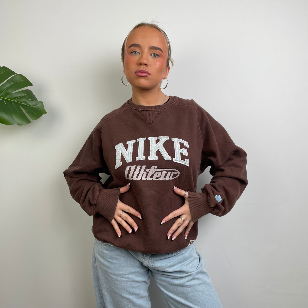 90s Nike Clothes Nike Aesthetic Crewneck Nike Athletic Brown