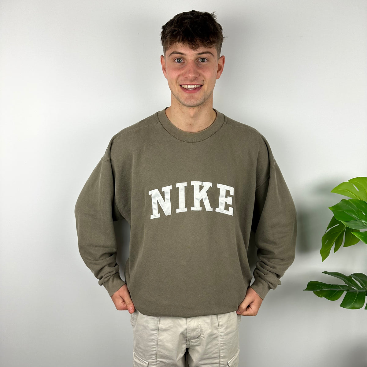 mahogany nike sweatshirt