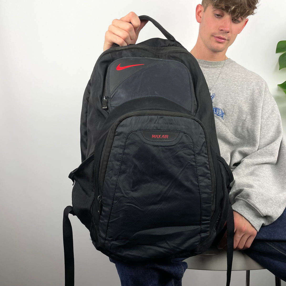 Nike Air Max RARE Black Embroidered Spell Out Backpack – Jamie Online Vintage Nike Air Max RARE Black Embroidered Spell Out Backpack – Jamie Online Vintage
