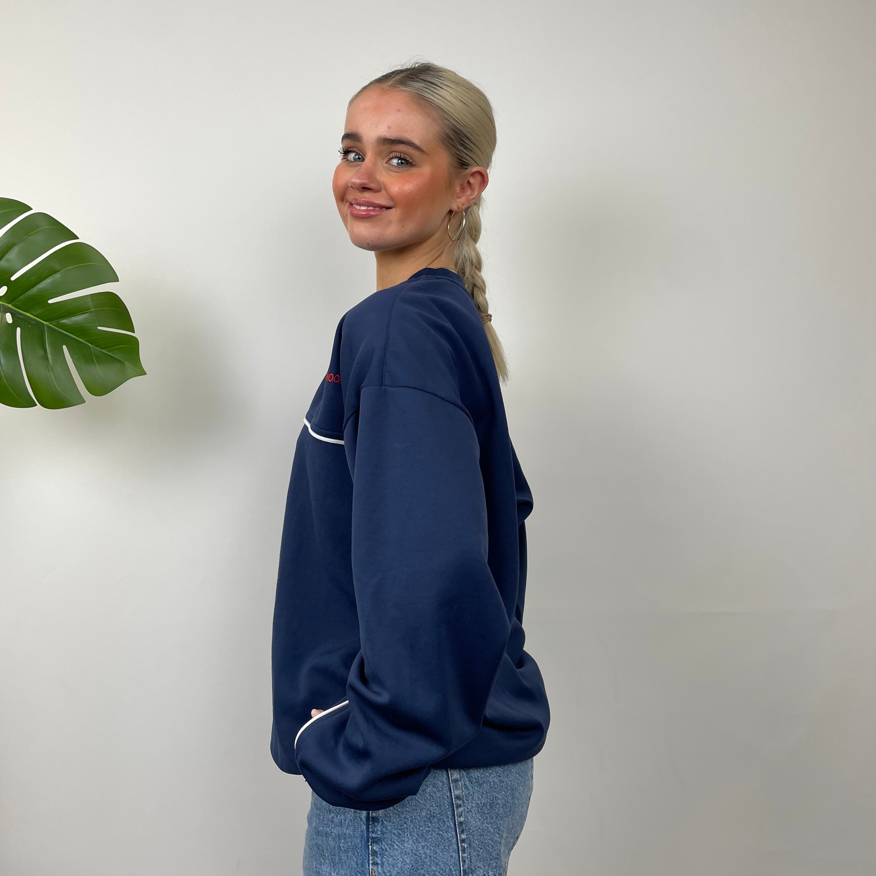 Nike RARE Navy Embroidered Swoosh Sweatshirt (M)