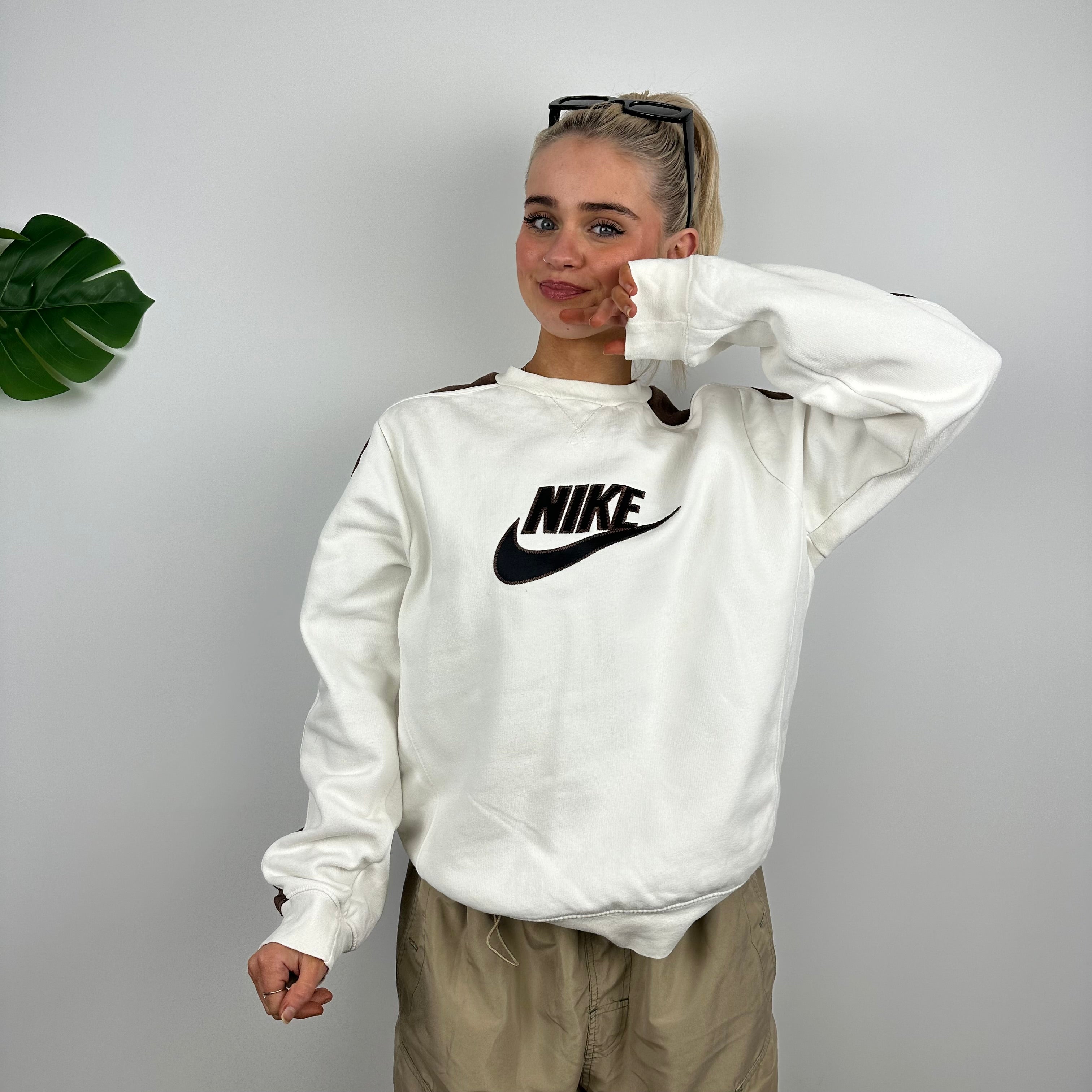 Nike RARE White Embroidered Spell Out Sweatshirt (S)