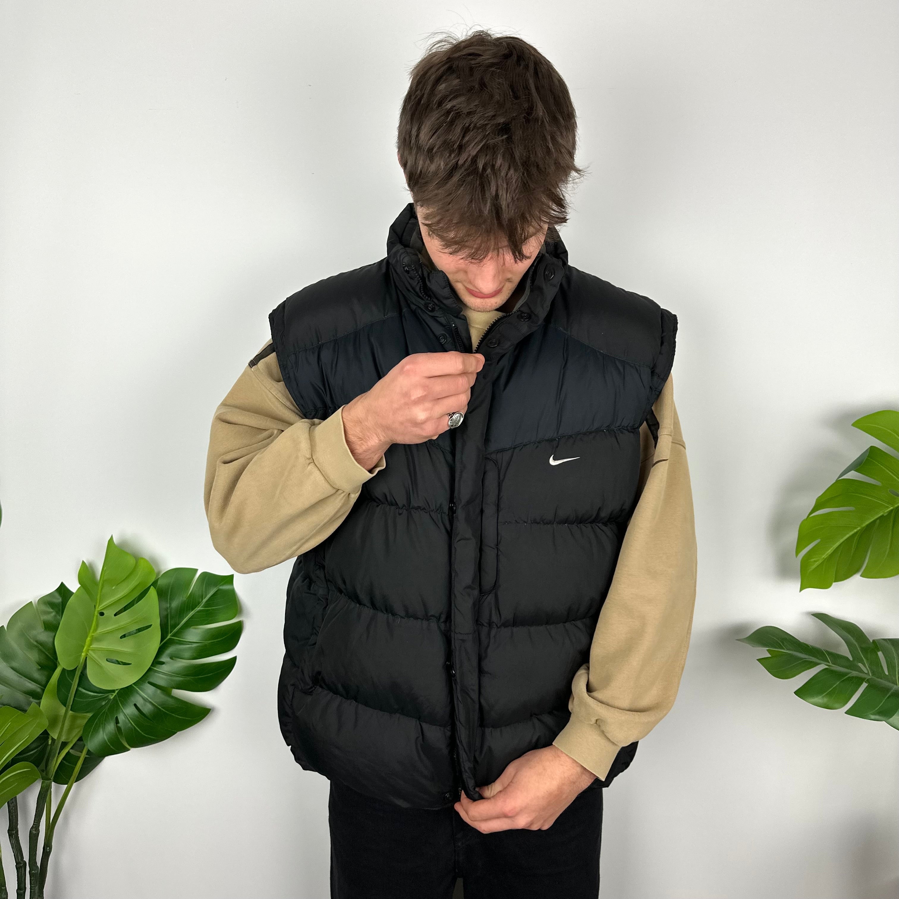 Nike Black Embroidered Swoosh Puffer Gilet (M)