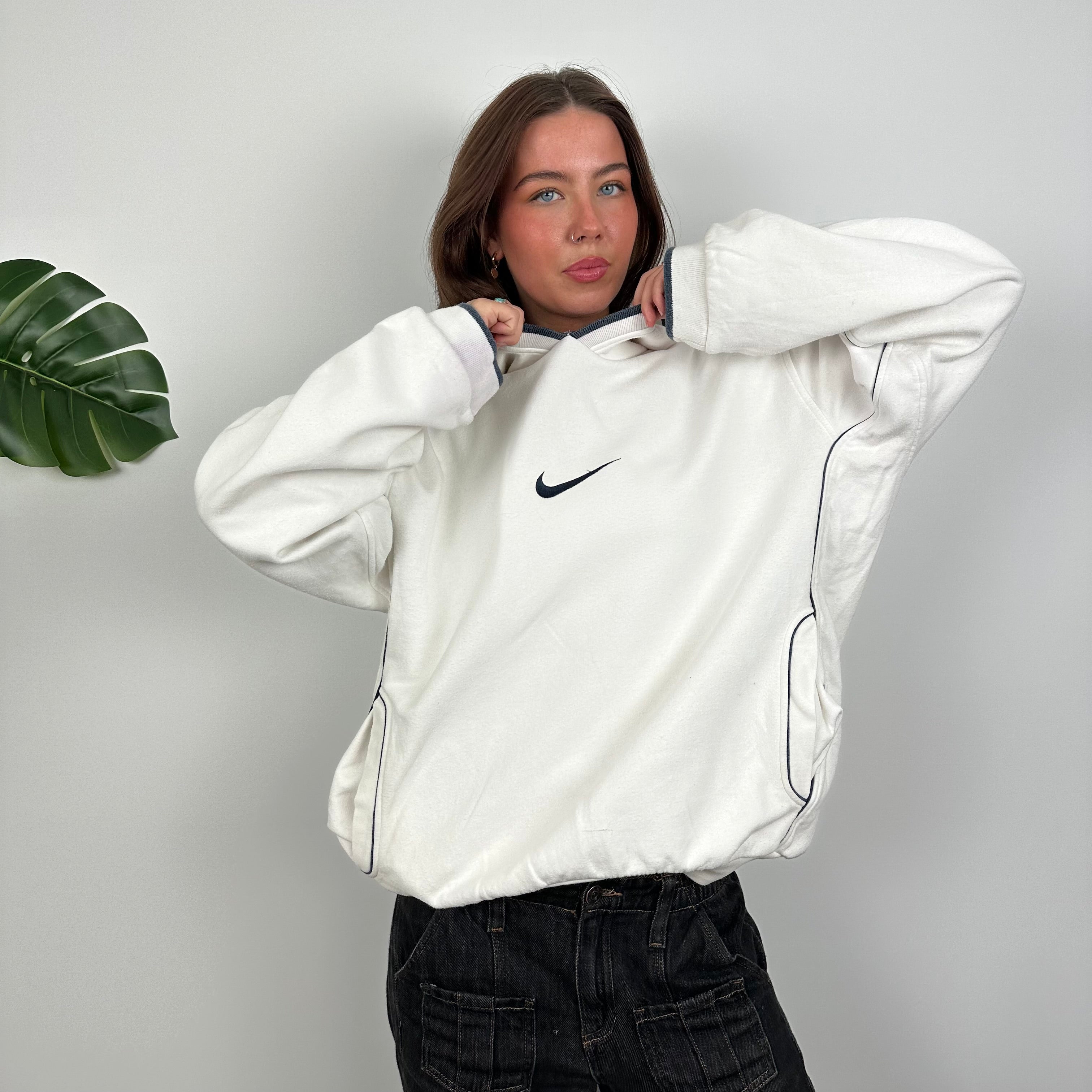 Nike RARE White Embroidered Swoosh Hoodie (L)