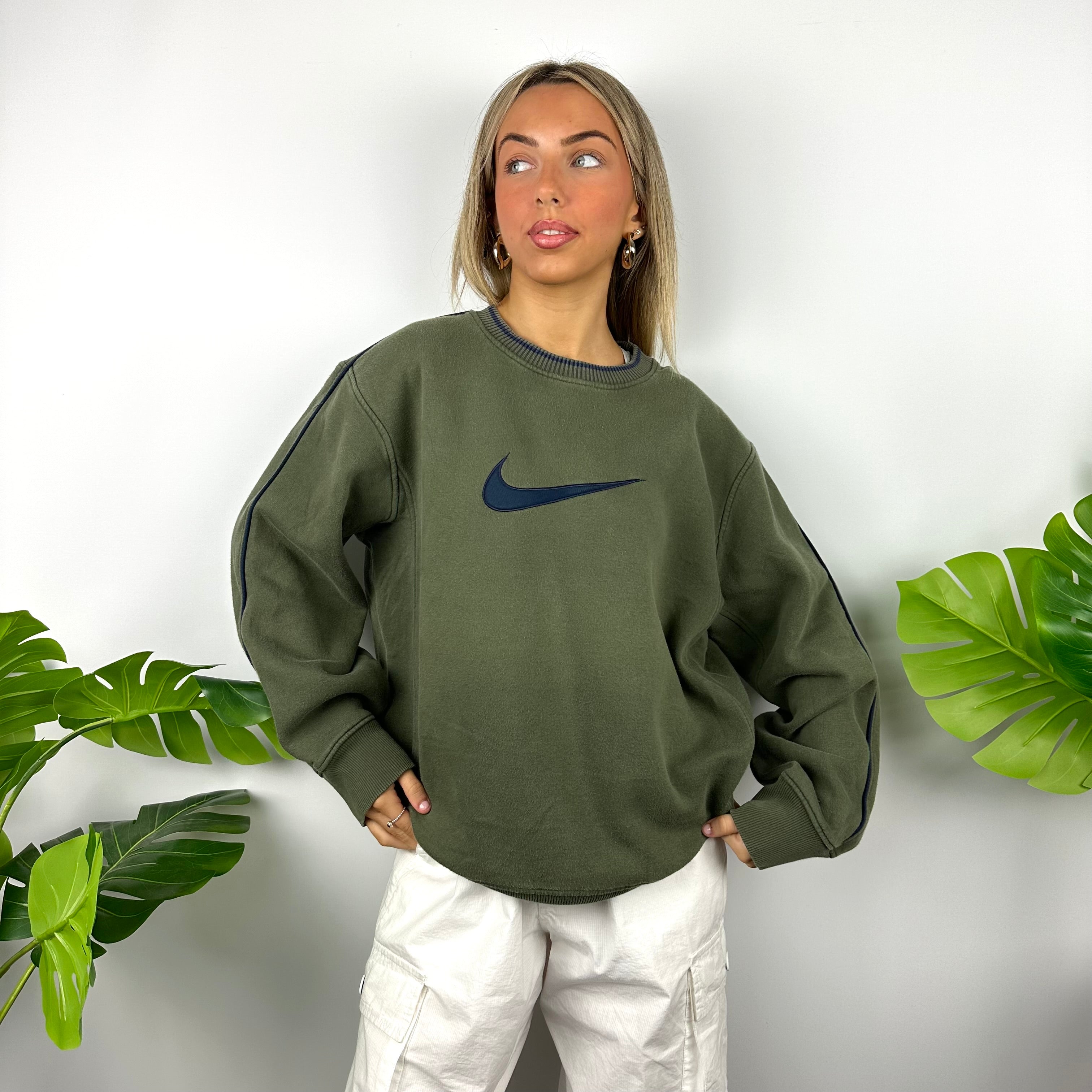Nike Green Embroidered Swoosh Sweatshirt (L)