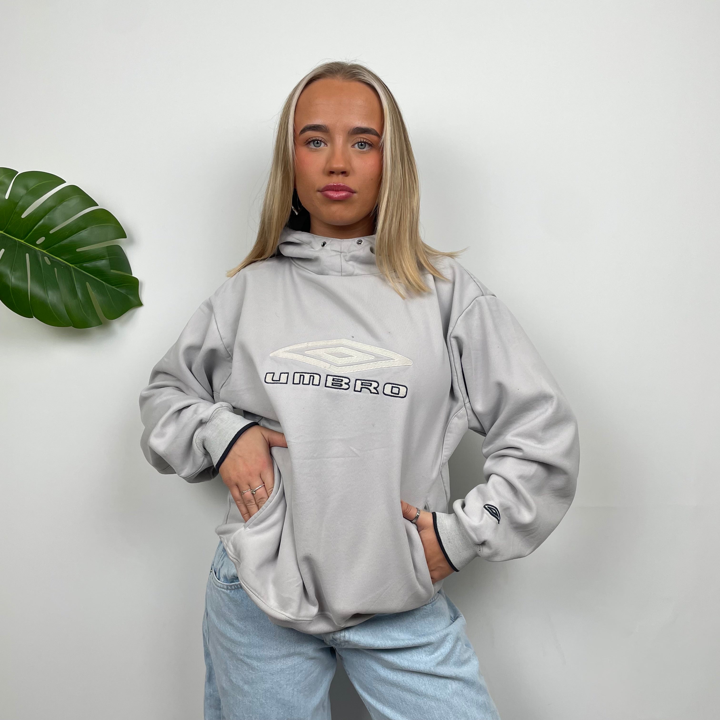 Umbro RARE Grey Embroidered Spell Out Hoodie (M)