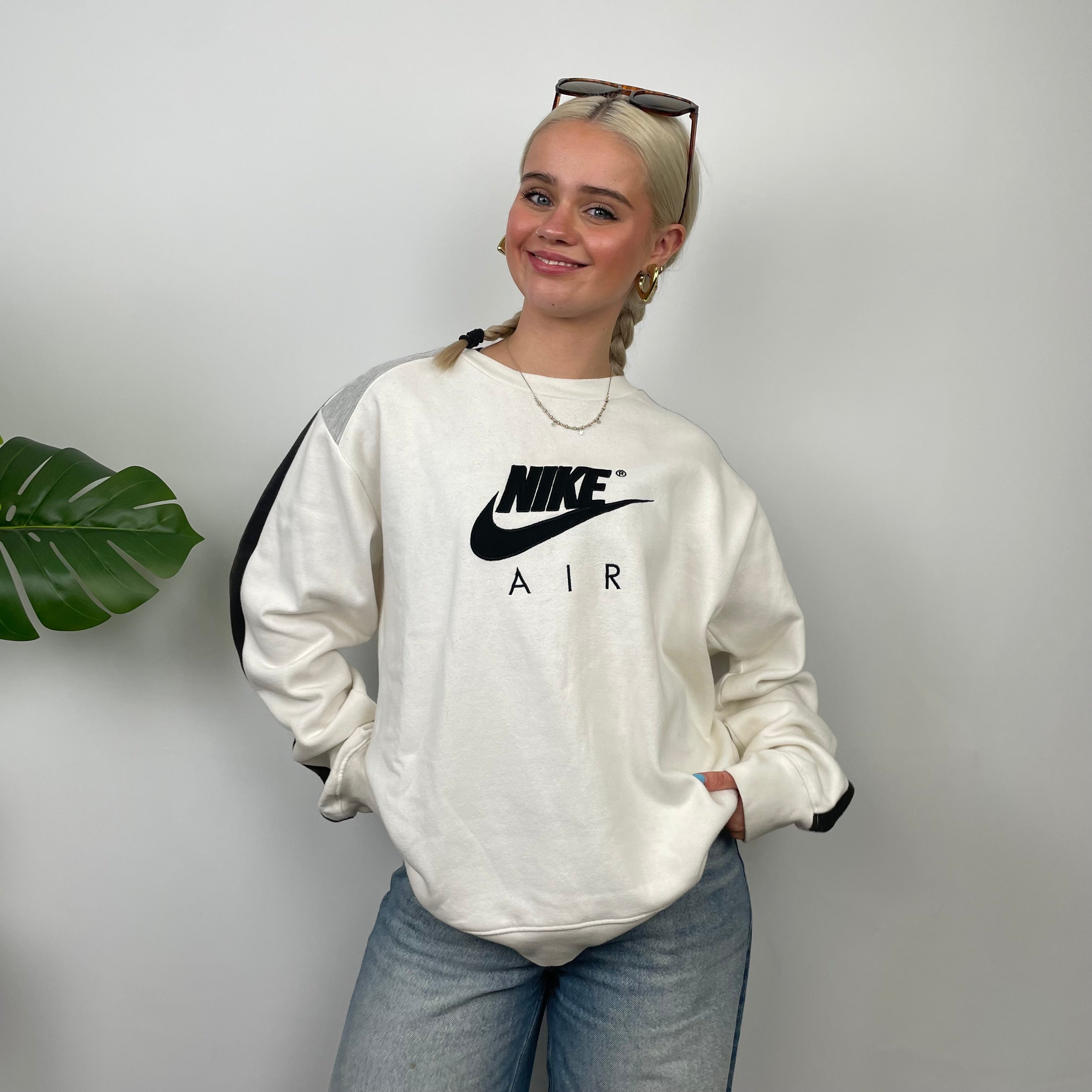 Nike Air RARE White Embroidered Spell Out Sweatshirt (M)