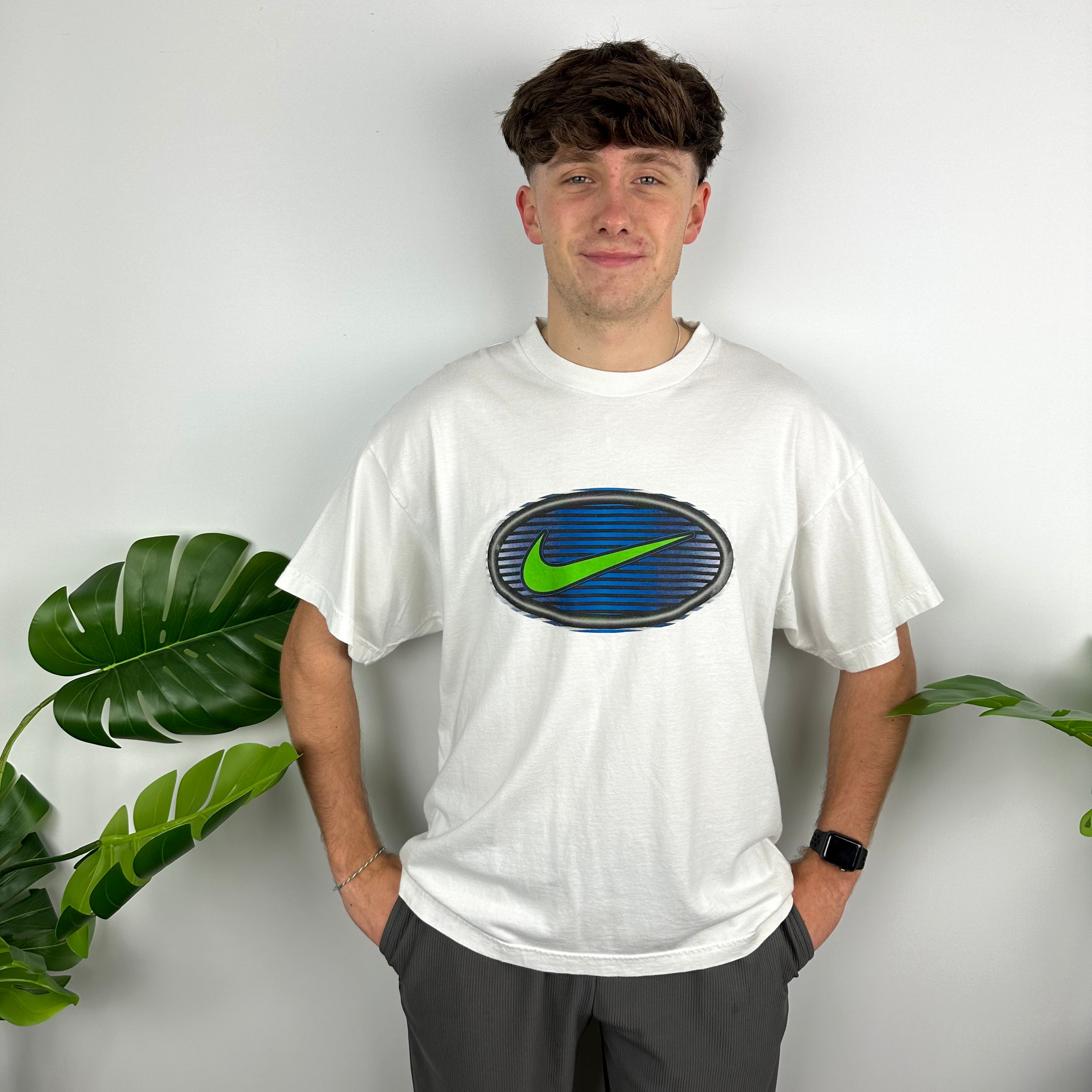 Nike White Swoosh T Shirt (L)