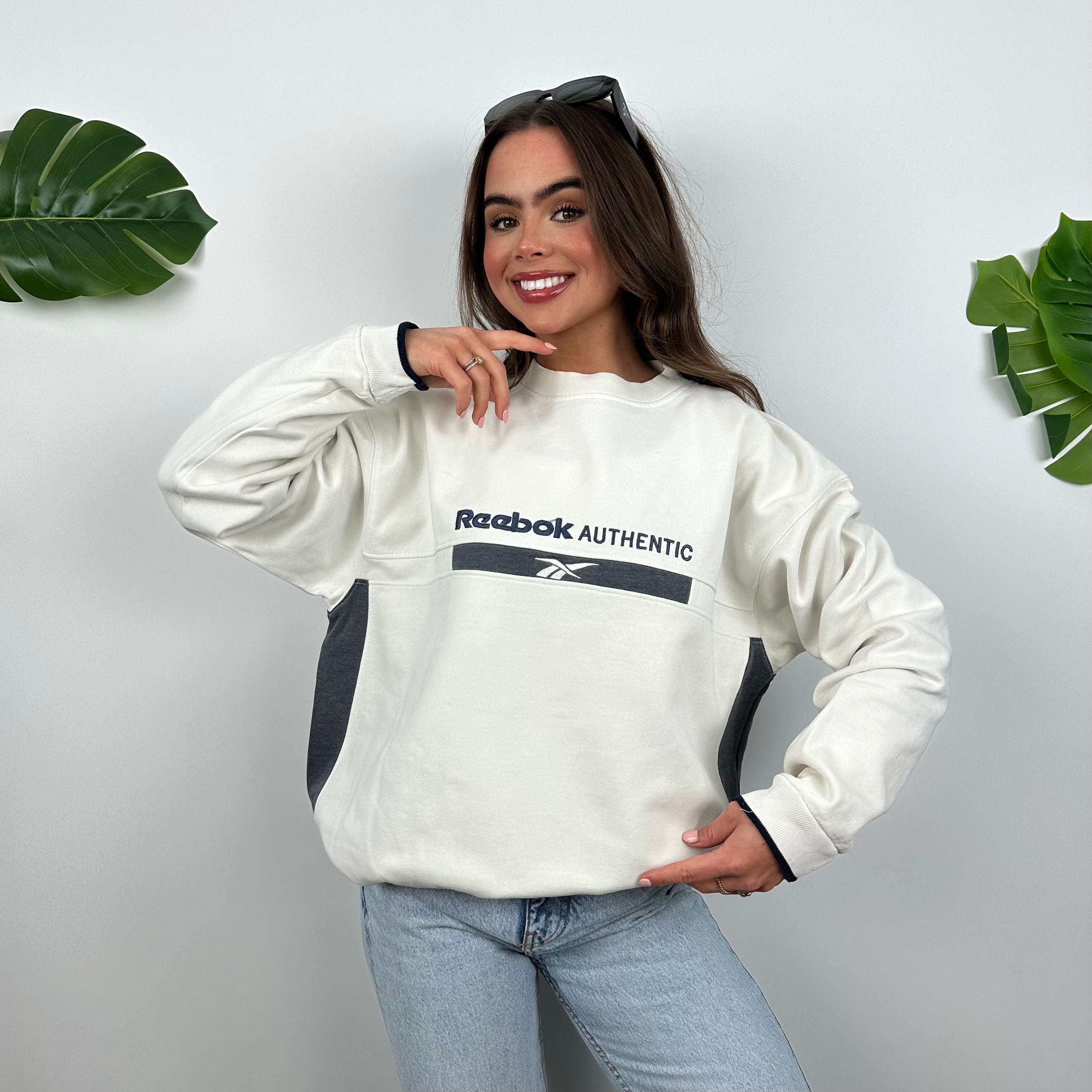 Reebok White Embroidered Spell Out Sweatshirt (L)