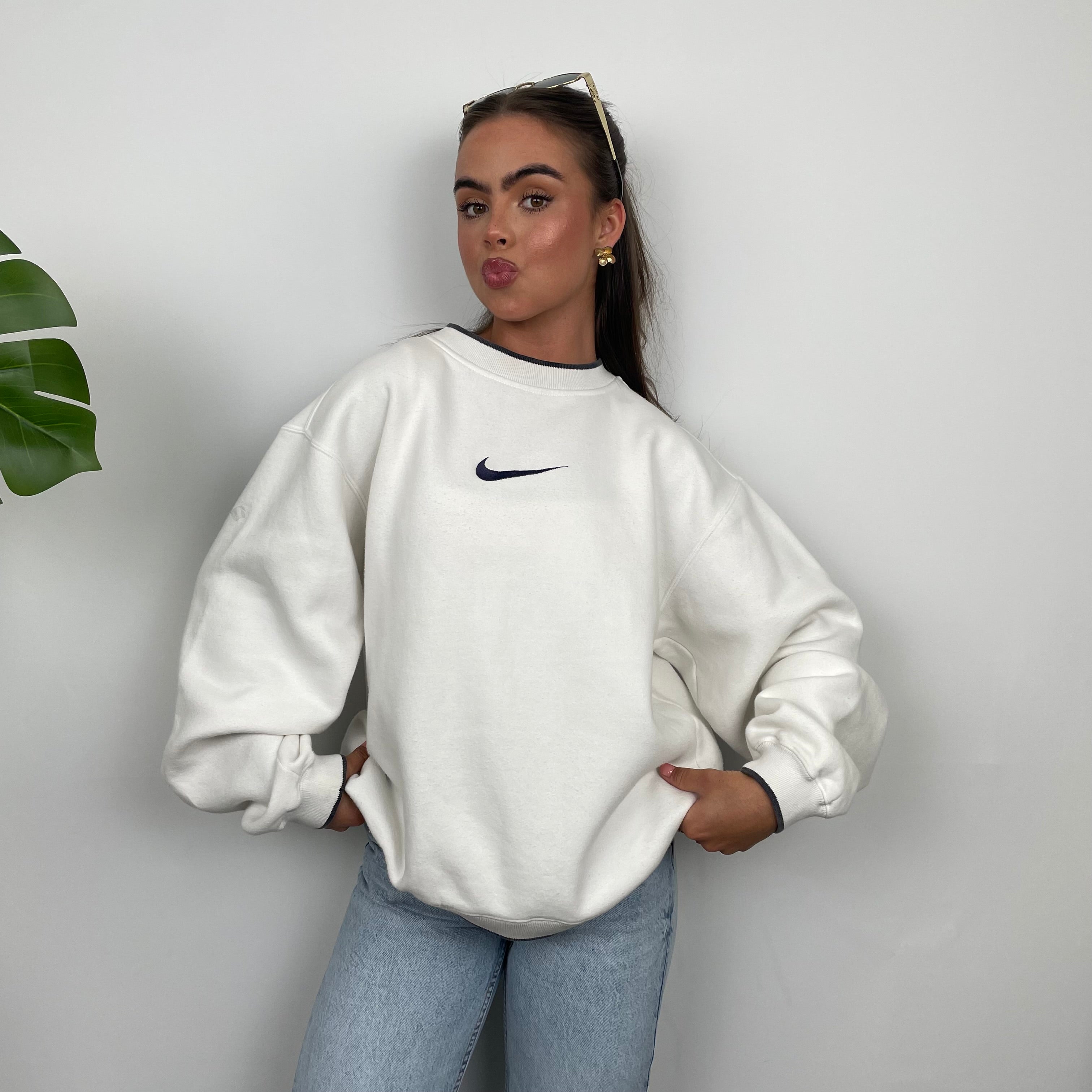 Nike White Embroidered Centre Swoosh Sweatshirt (S)