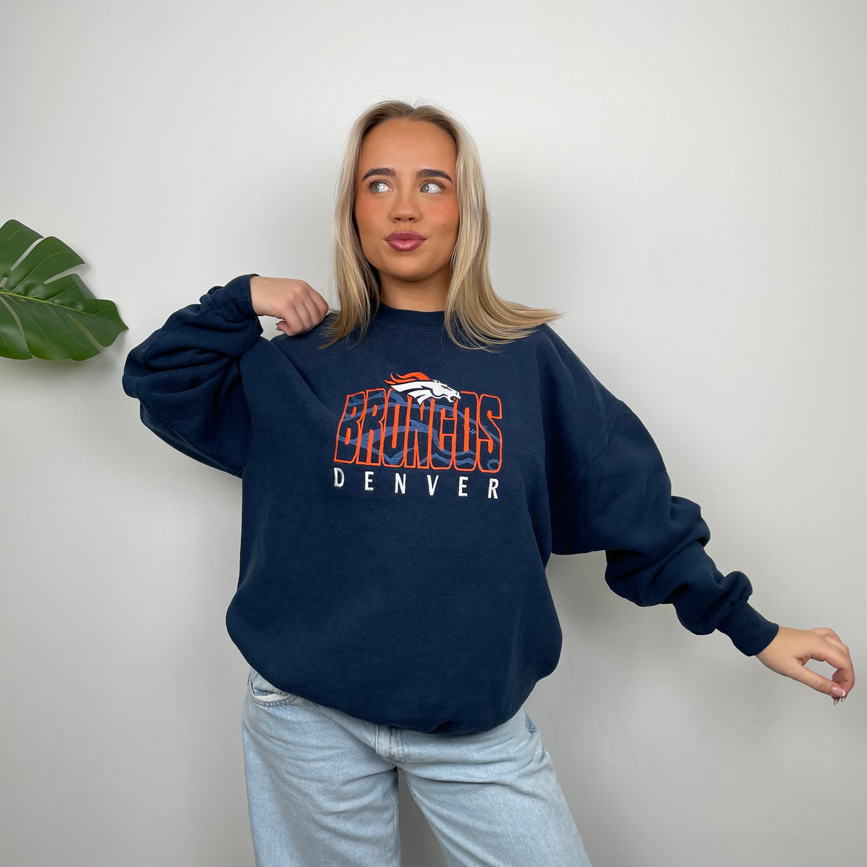 NFL Denver Broncos Navy Embroidered Spell Out Sweatshirt (L)
