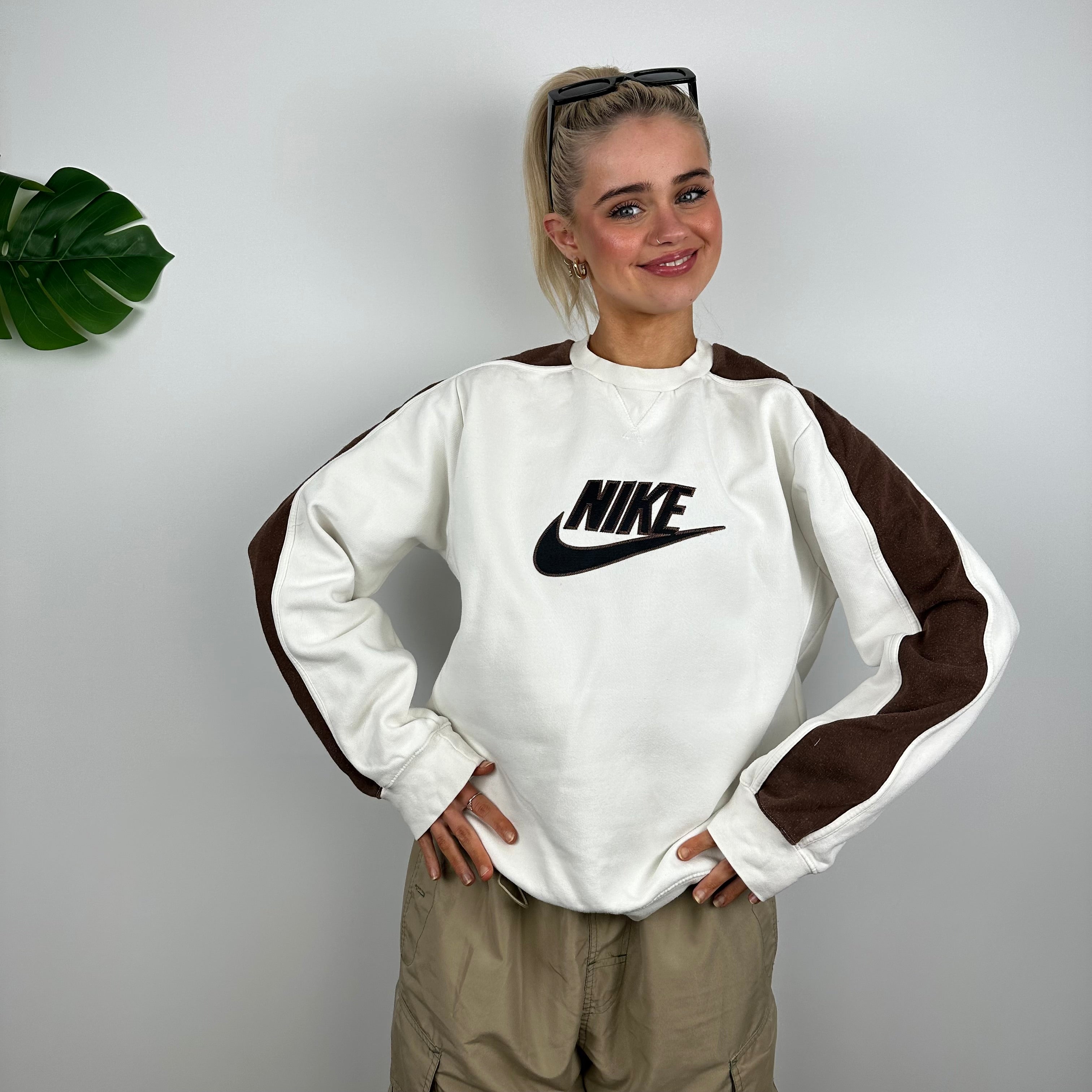 Nike RARE White Embroidered Spell Out Sweatshirt (S)