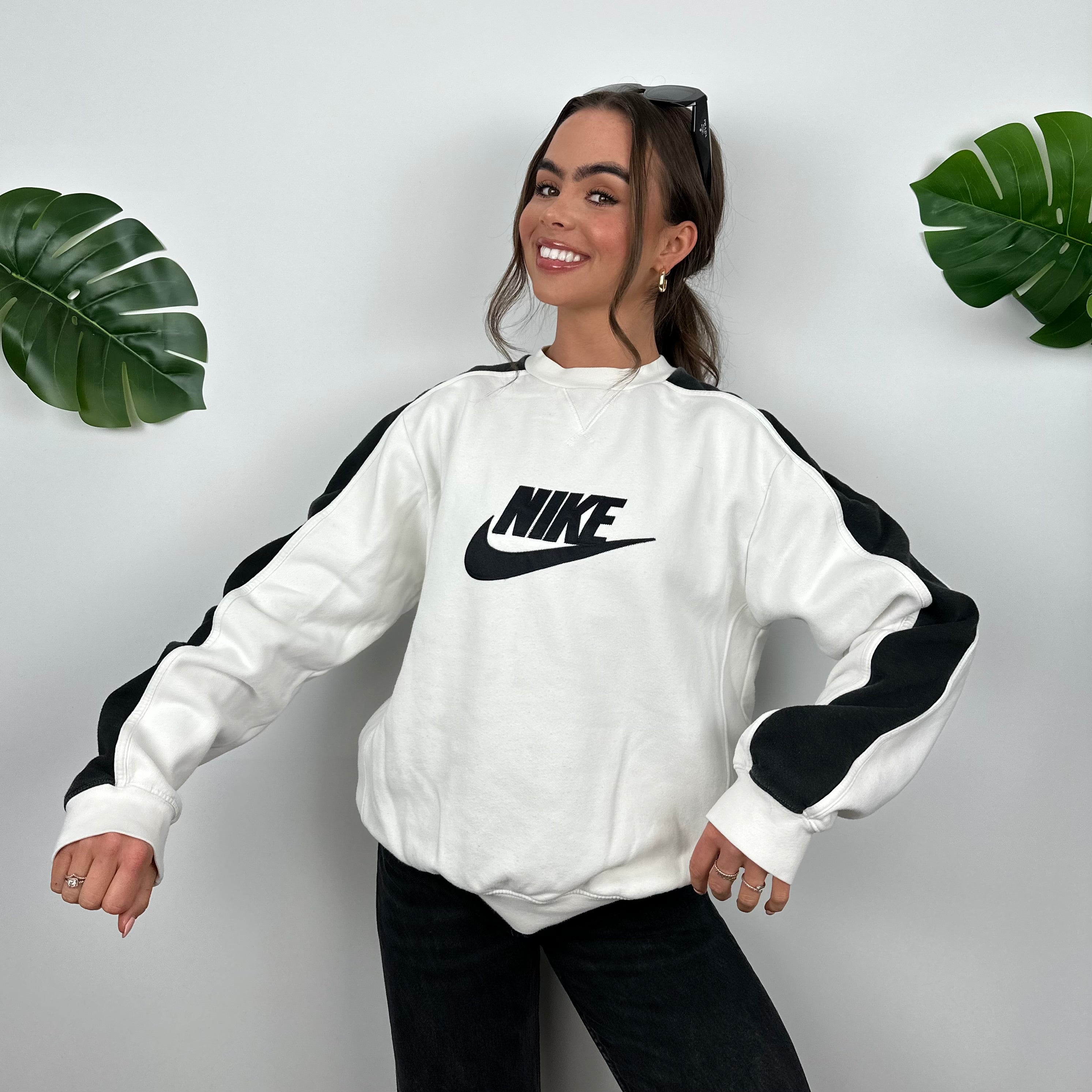 Nike White Embroidered Spell Out Sweatshirt (M)