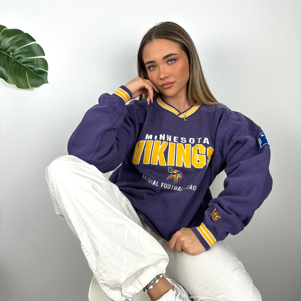 NFL Minnesota Vikings Purple Embroidered Spell Out Sweatshirt (L)