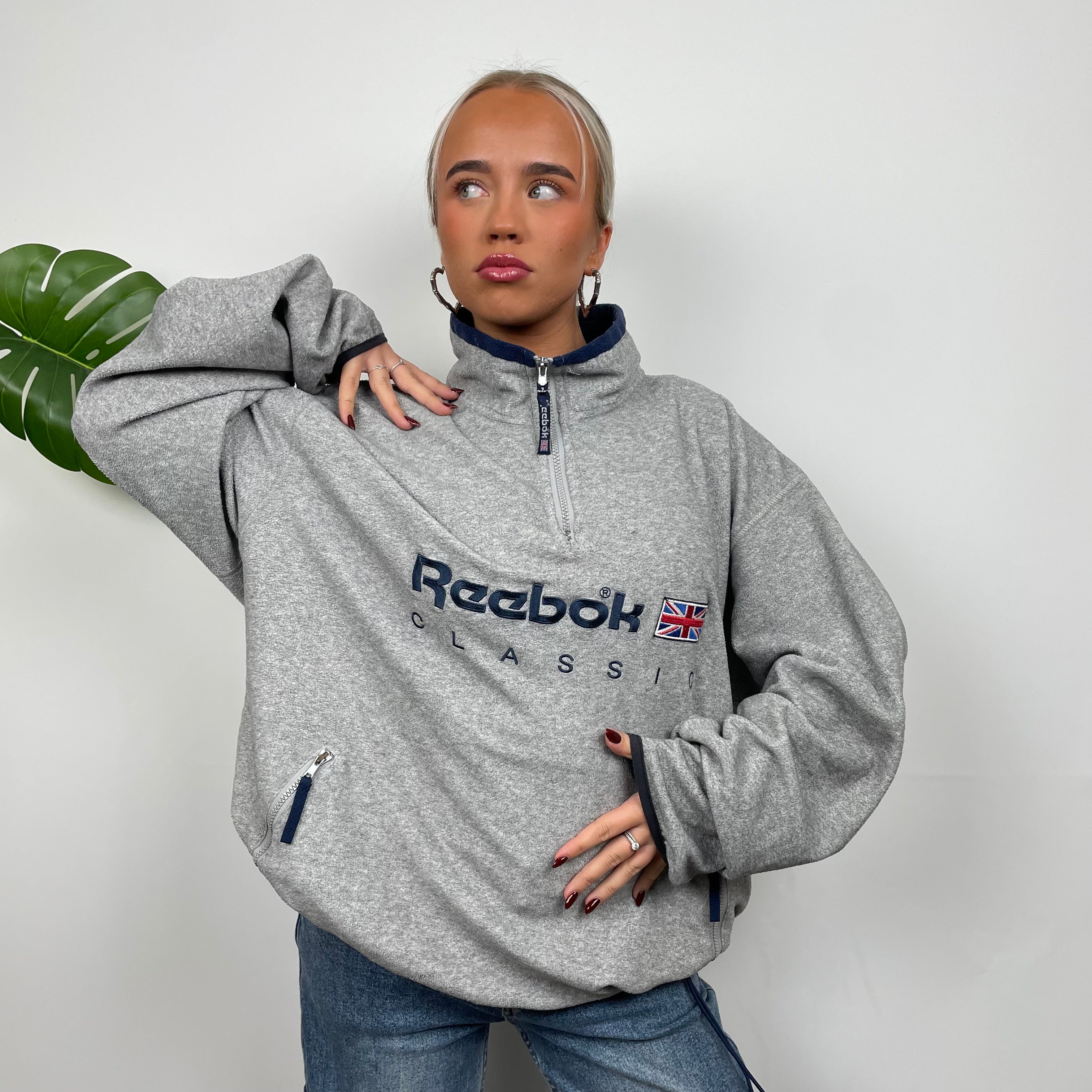 Reebok RARE Grey Embroidered Spell Out Teddy Bear Fleece Quarter Zip Sweatshirt (L)