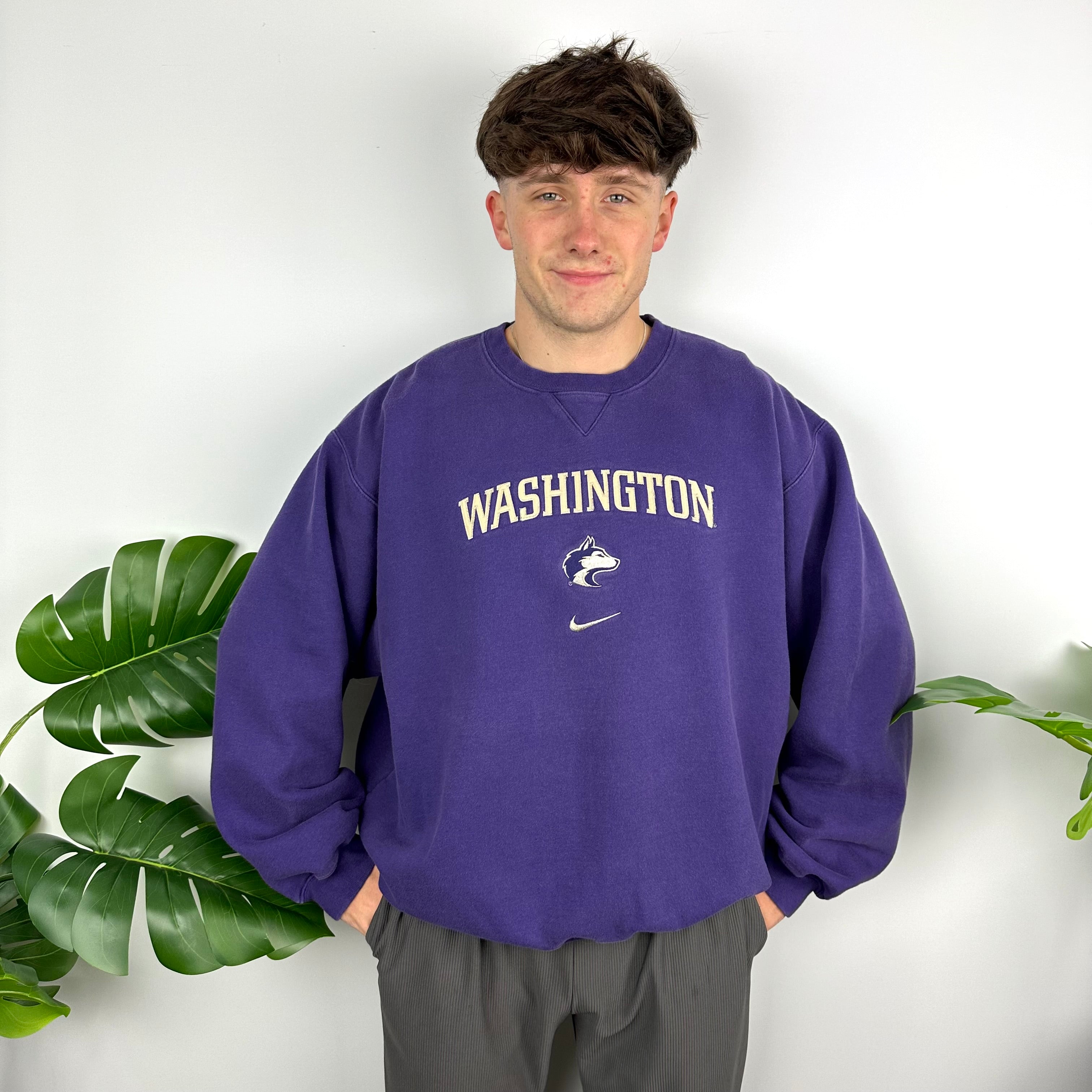 Nike x Washington Purple Embroidered Spell Out Sweatshirt (L)