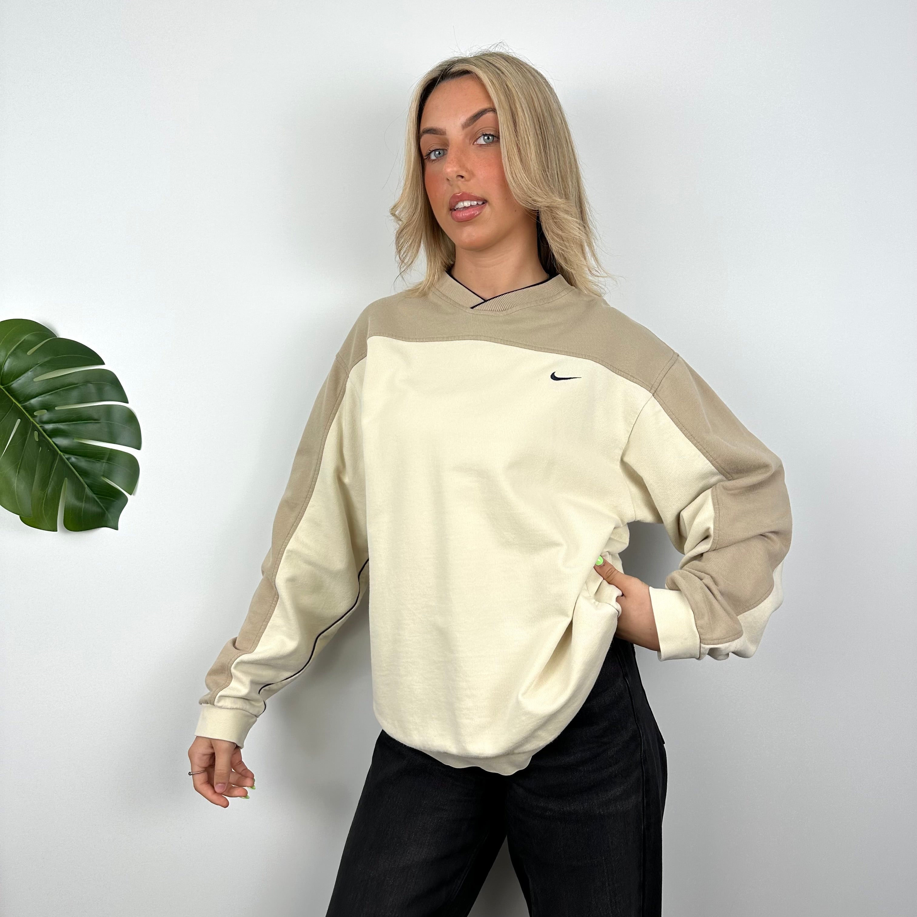 Nike Cream & Coffee Embroidered Swoosh Sweatshirt (M)