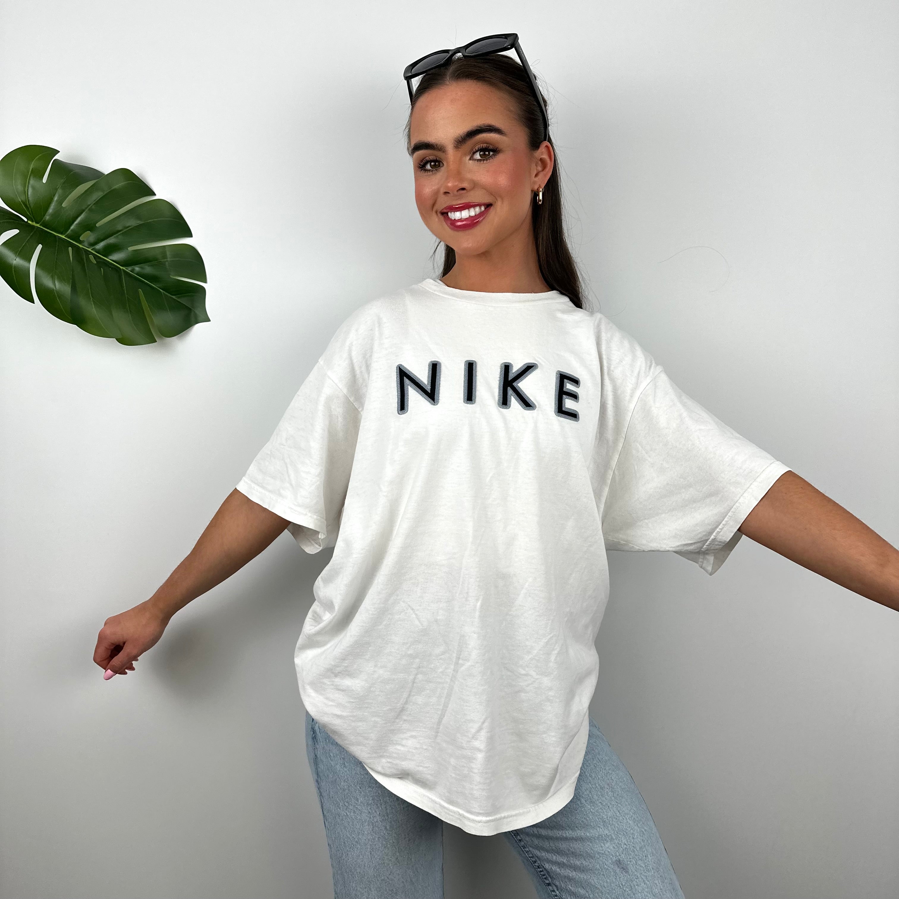 Nike White Embroidered Spell Out T Shirt (M)