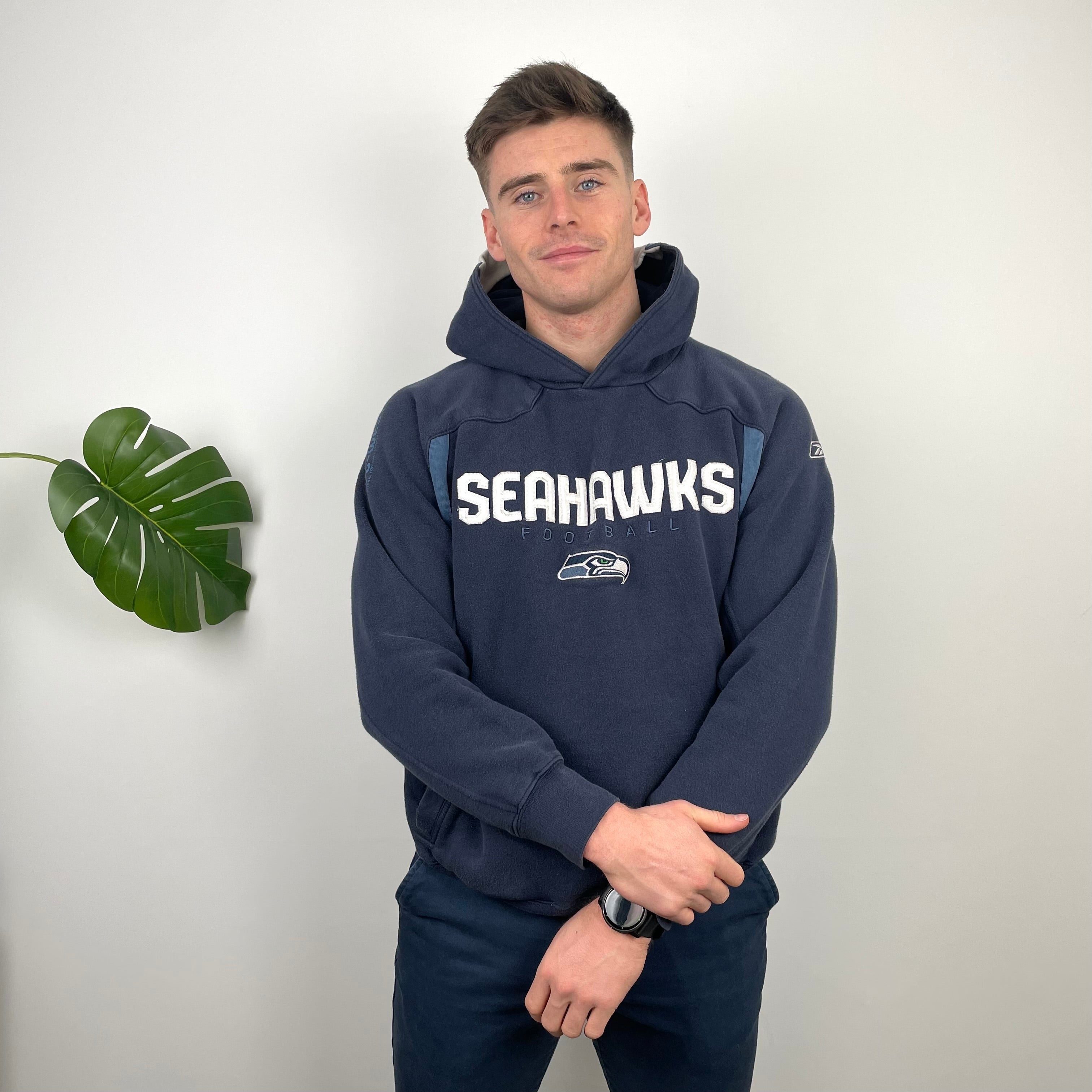 NFL Seattle Seahawks Navy Embroidered Spell Out Sweatshirt (M)