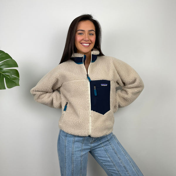 Patagonia Cream Embroidered Spell Out Teddy Bear Fleece Zip Up (M)