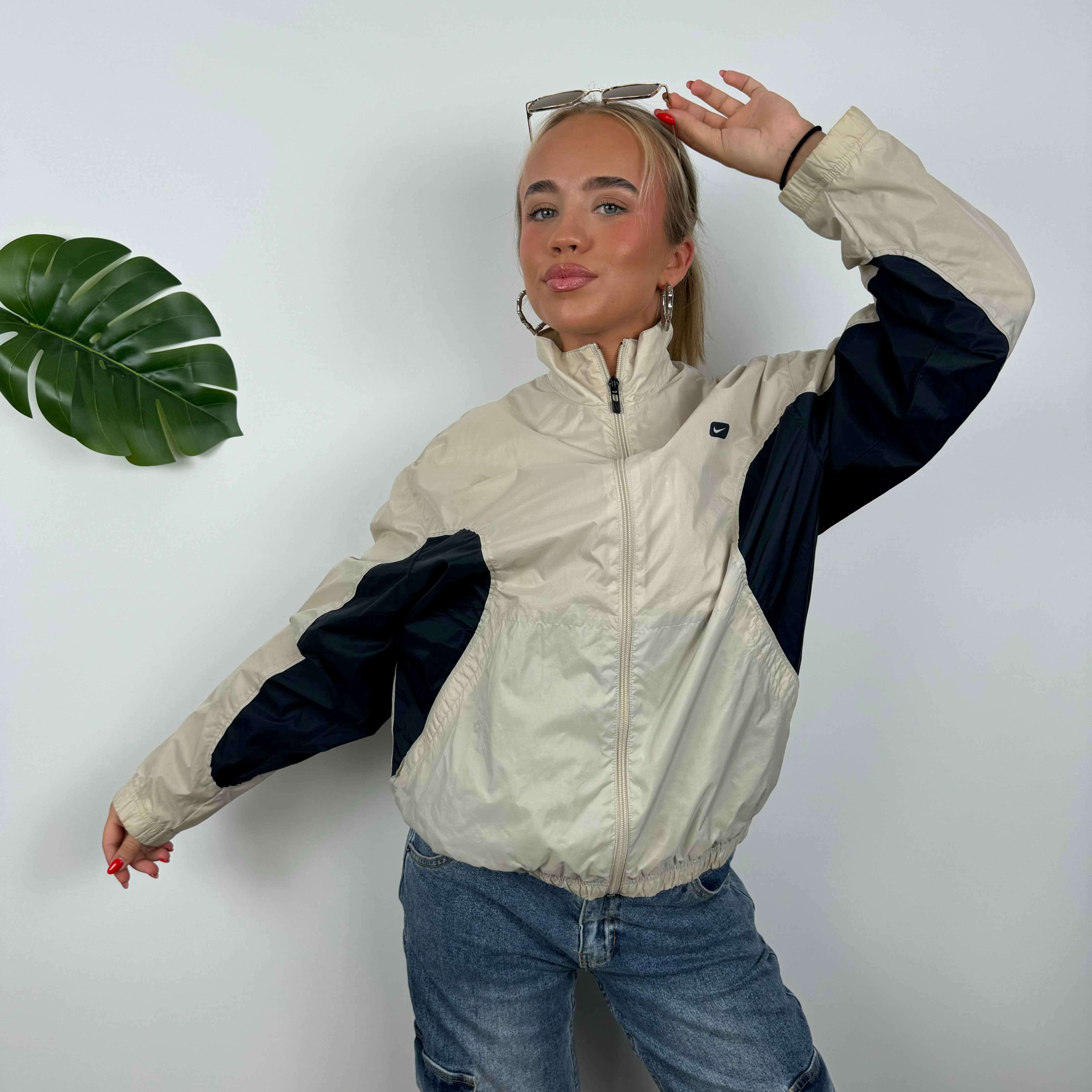 Nike Cream Embroidered Swoosh Windbreaker Jacket (M)