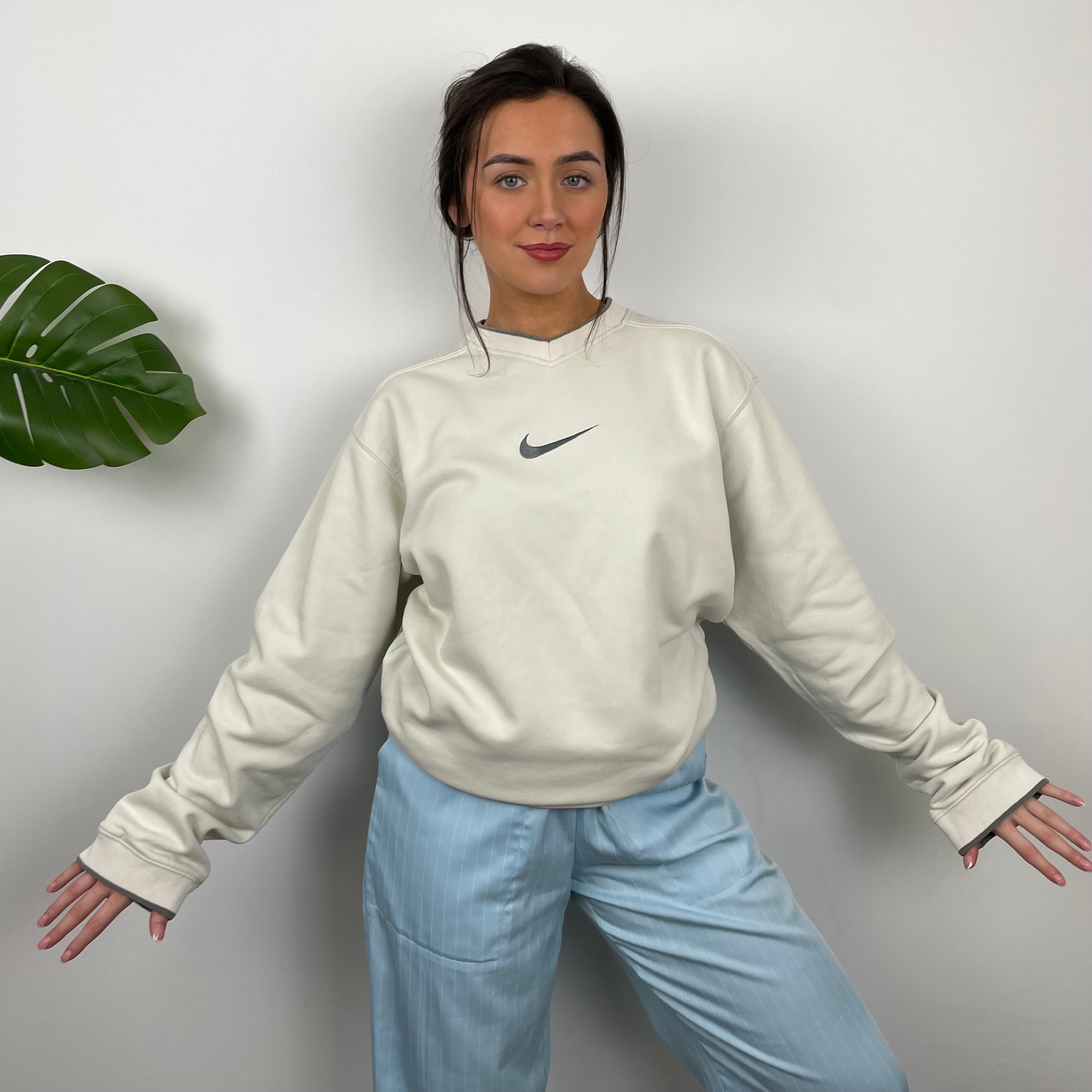 Nike Cream Embroidered Swoosh Sweatshirt (L)