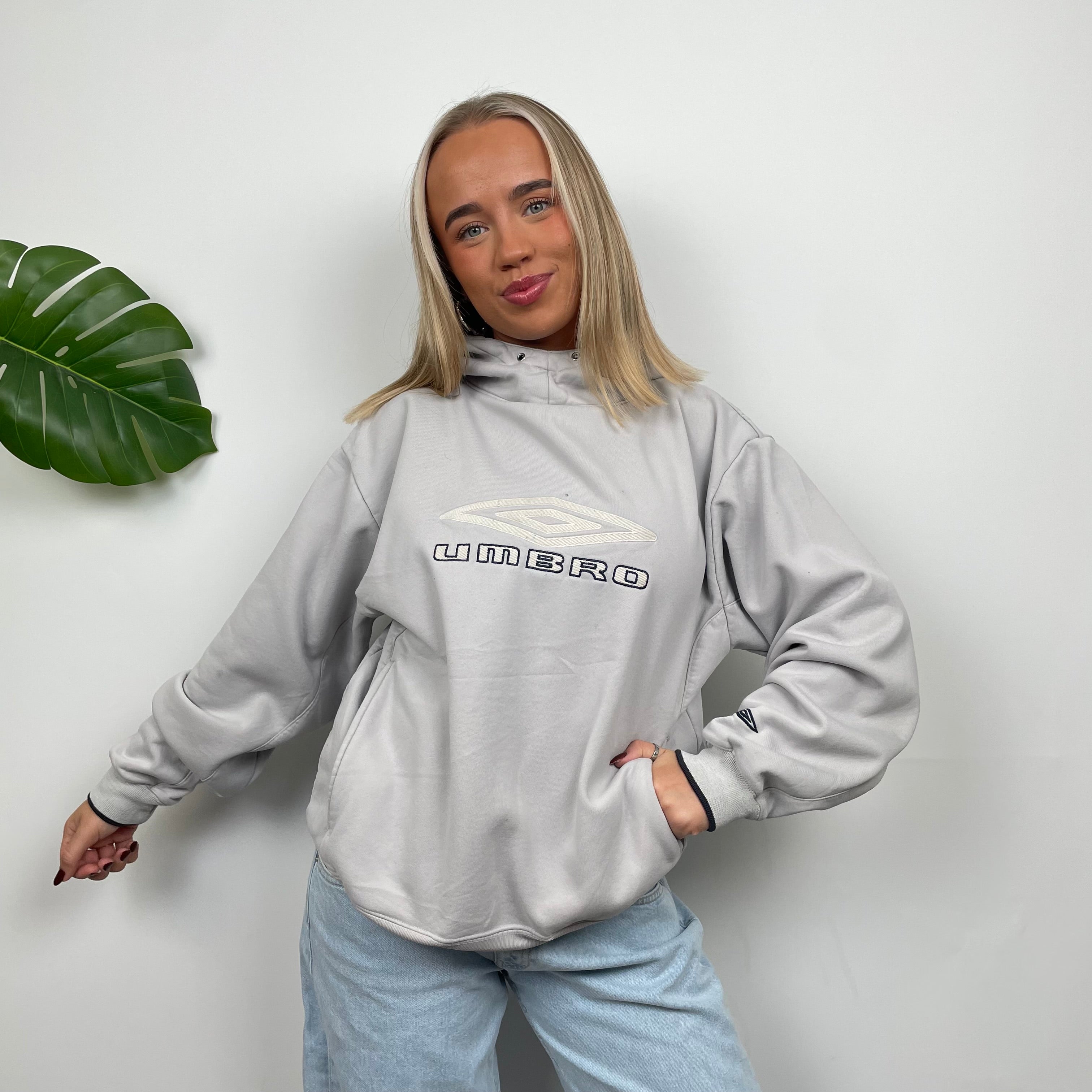 Umbro RARE Grey Embroidered Spell Out Hoodie (M)