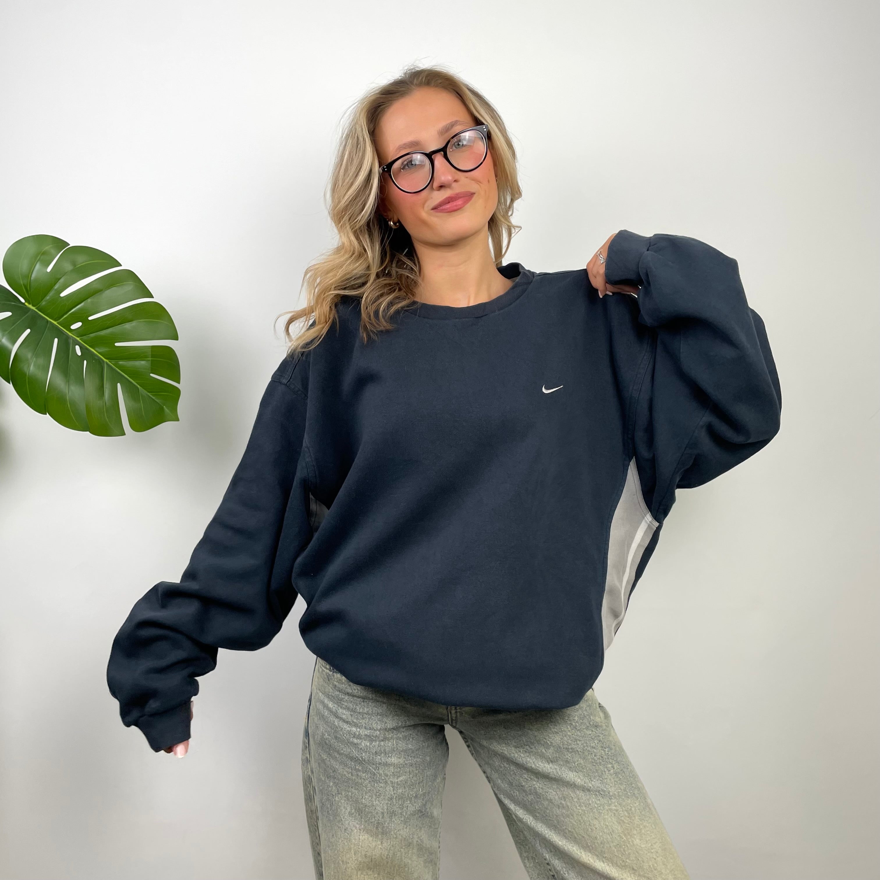 Nike RARE Navy Embroidered Swoosh Sweatshirt (L)