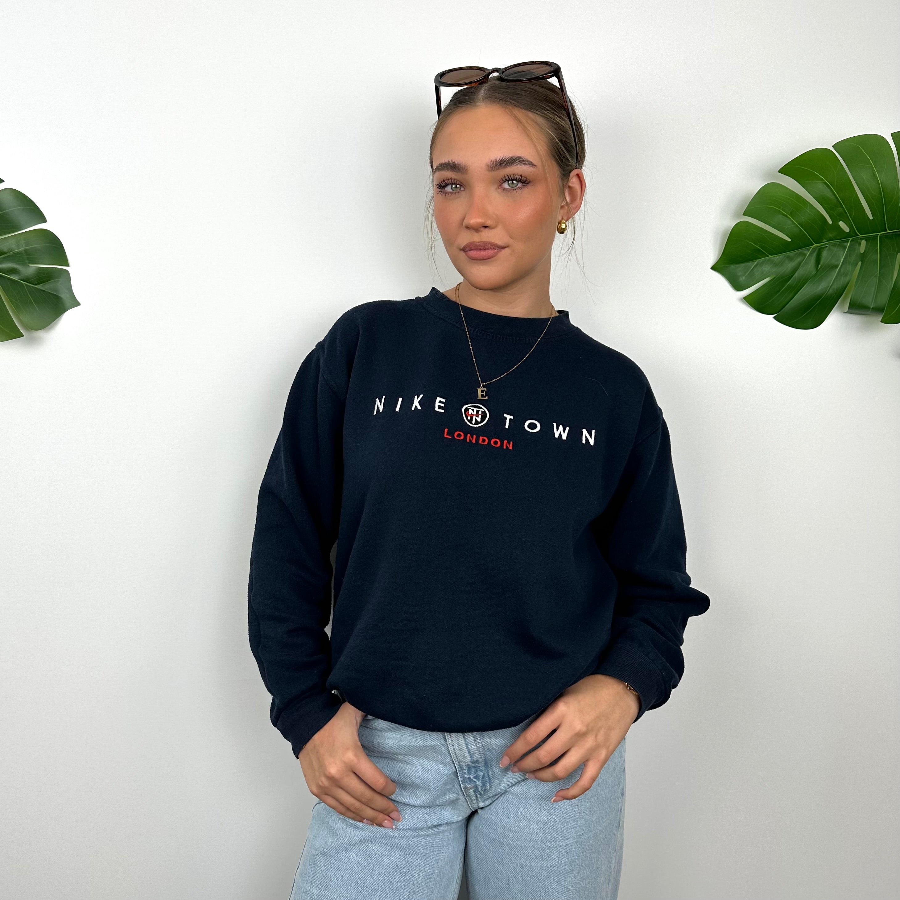 Nike Town London Navy Embroidered Spell Out Sweatshirt (S) – Jamie
