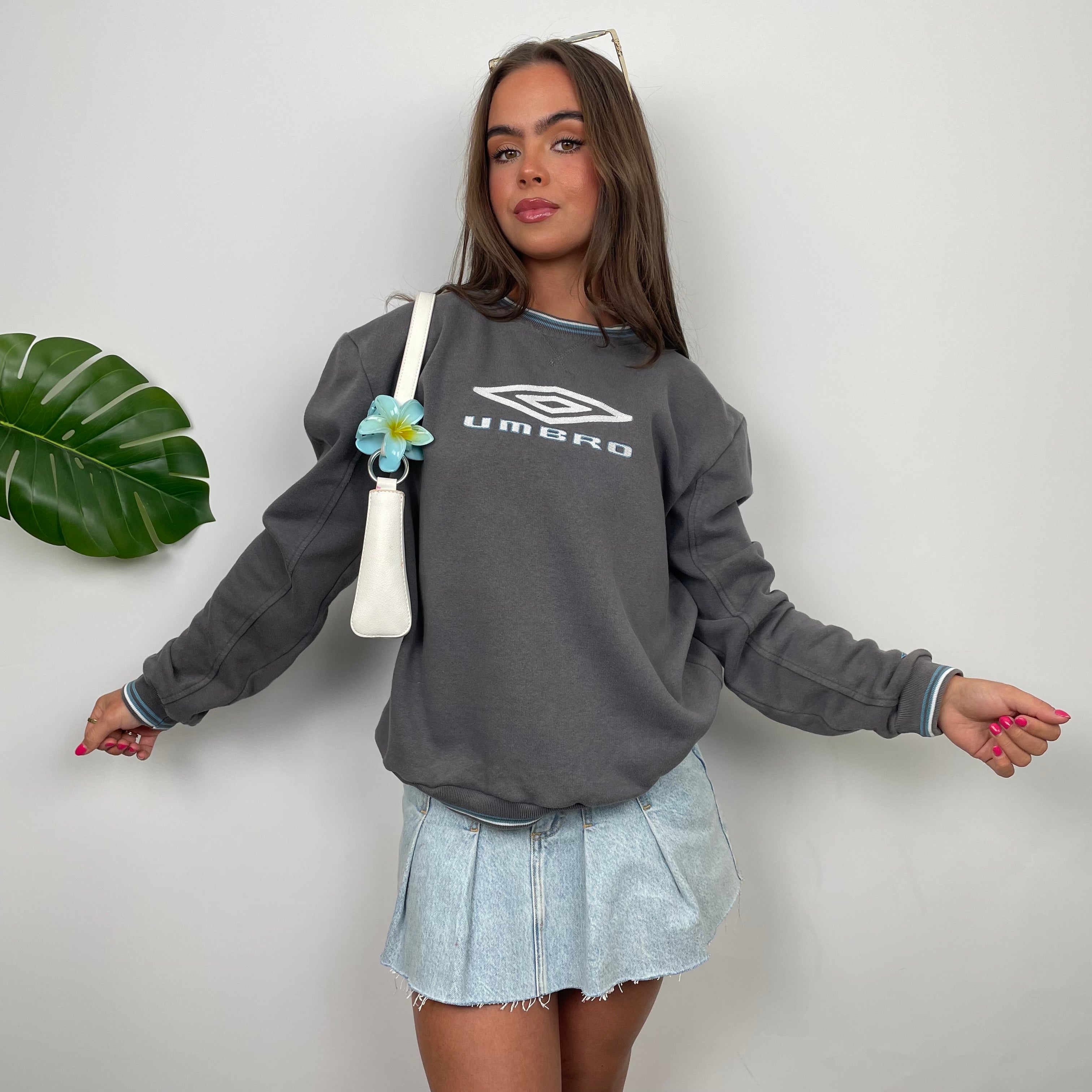 Umbro Grey Embroidered Spell Out Sweatshirt (M)