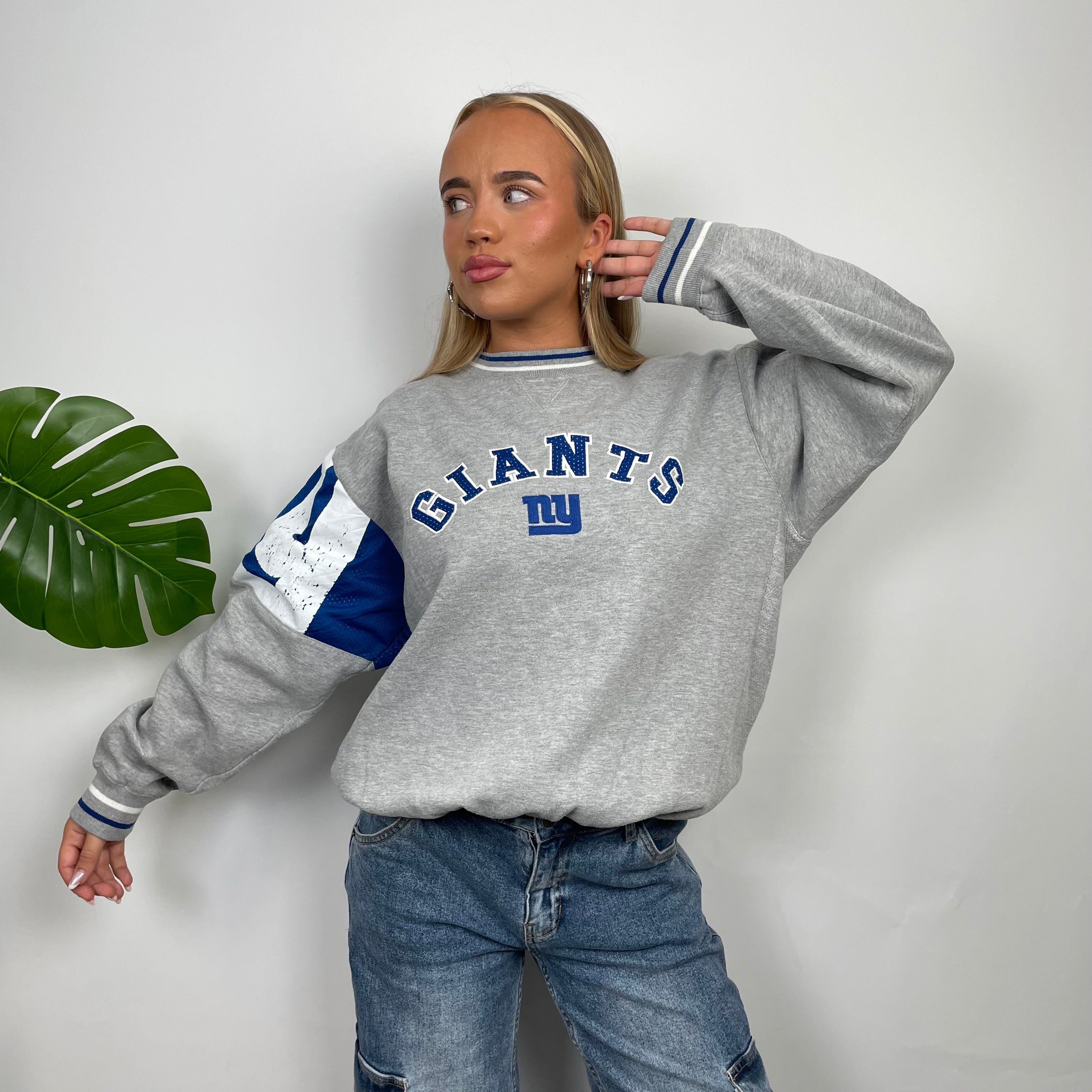 New York Giants Grey Embroidered Spell Out Sweatshirt (M)