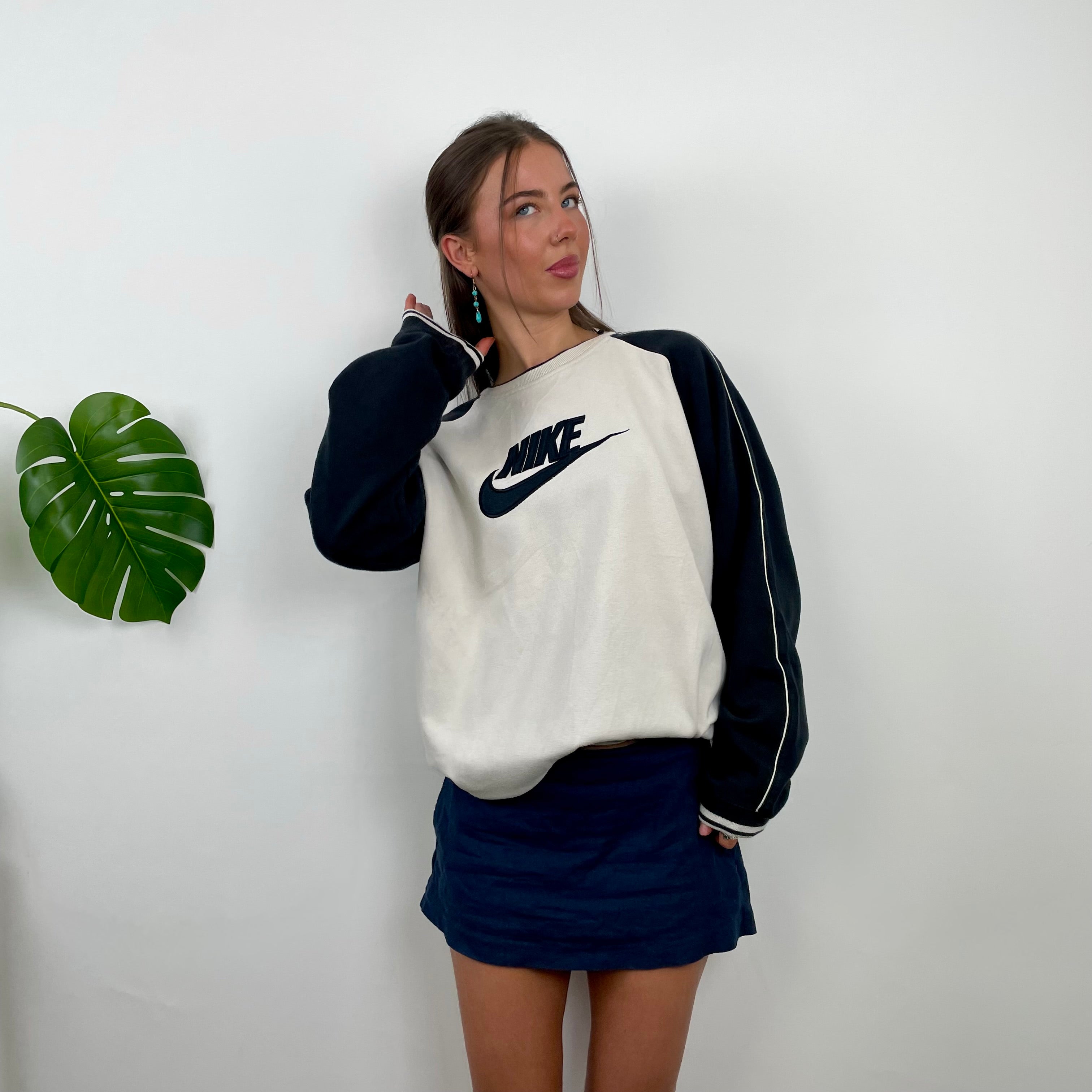 Nike RARE White Embroidered Spell Out Sweatshirt (L)