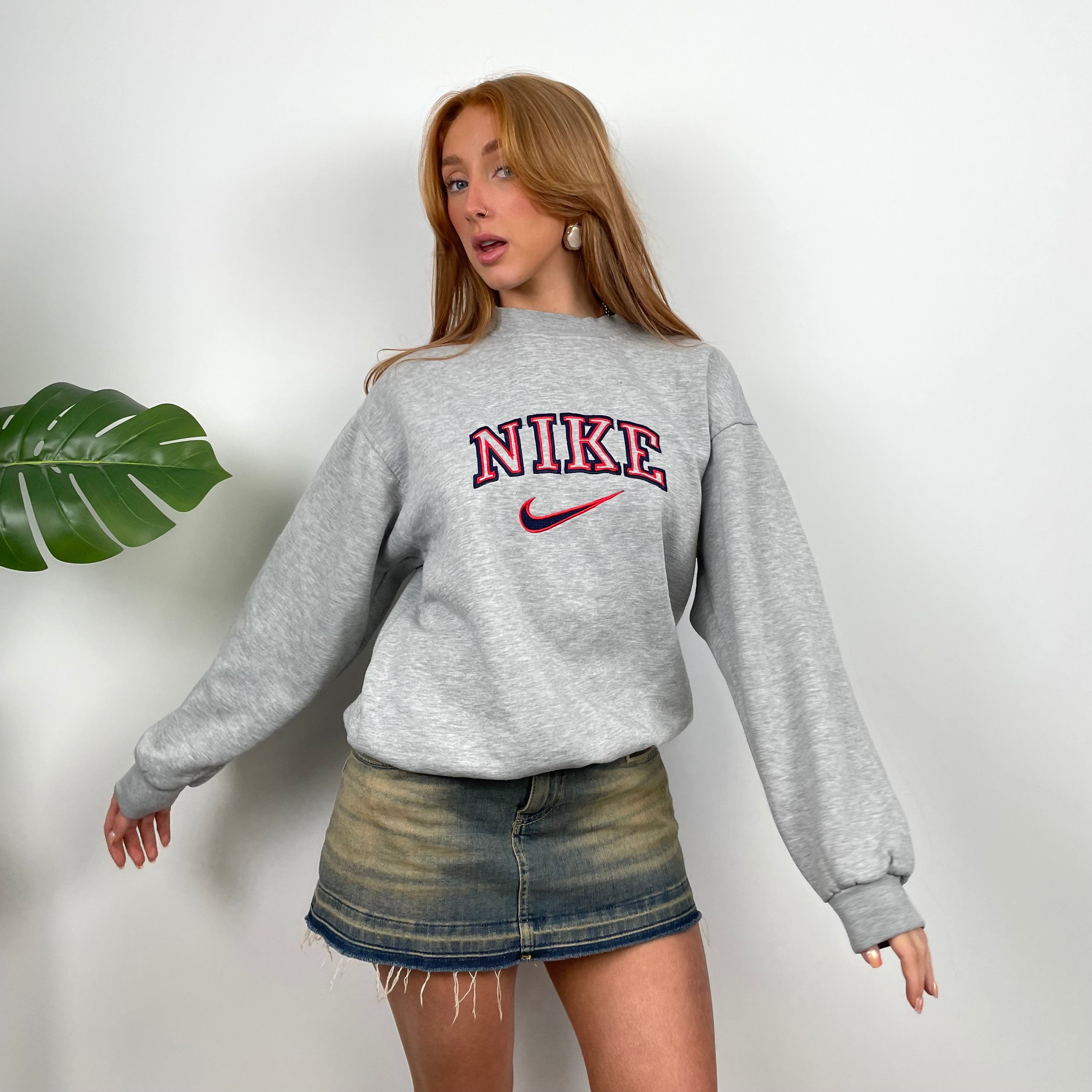 Nike Grey Embroidered Spell Out Sweatshirt (M)