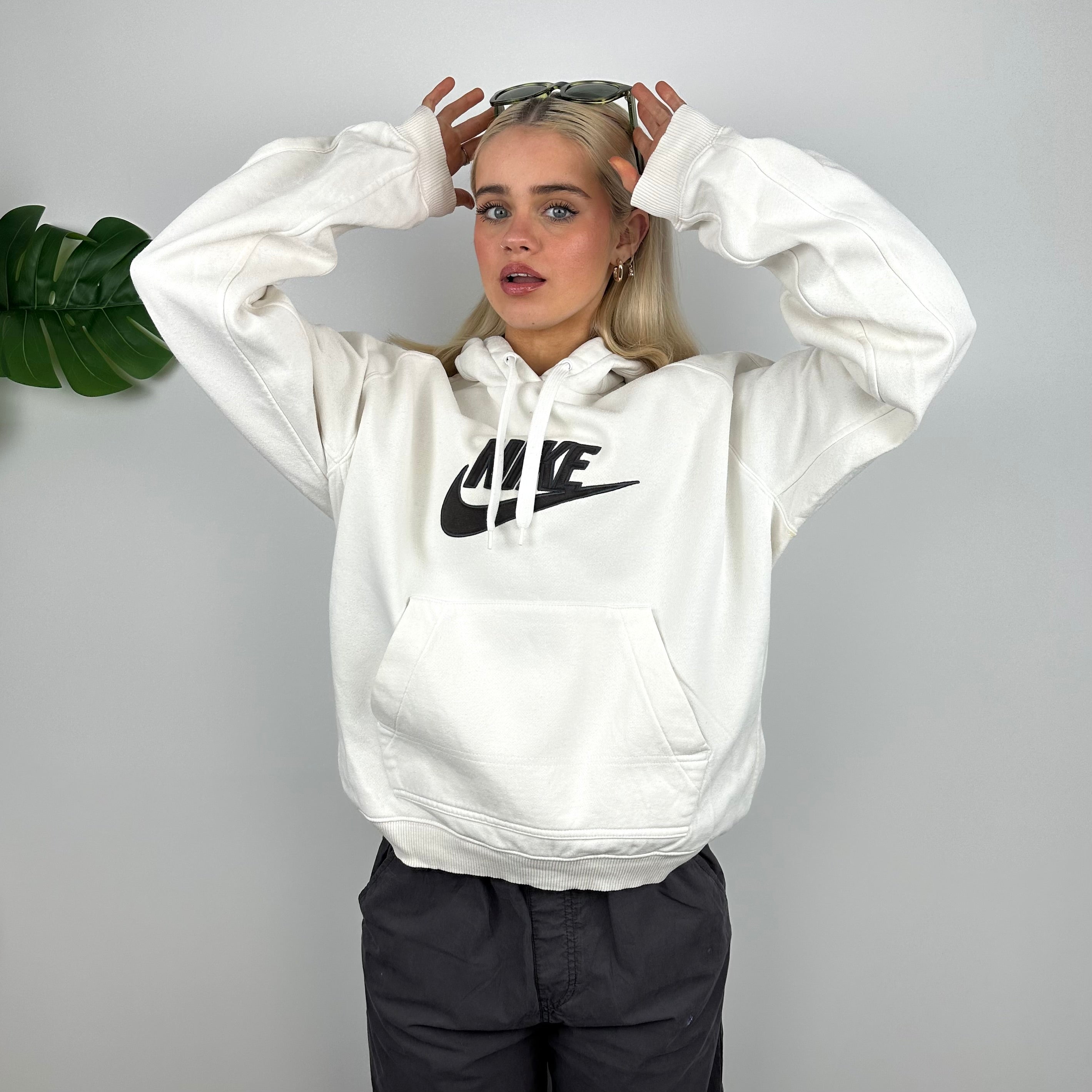 Nike White Embroidered Spell Out Hoodie (M)