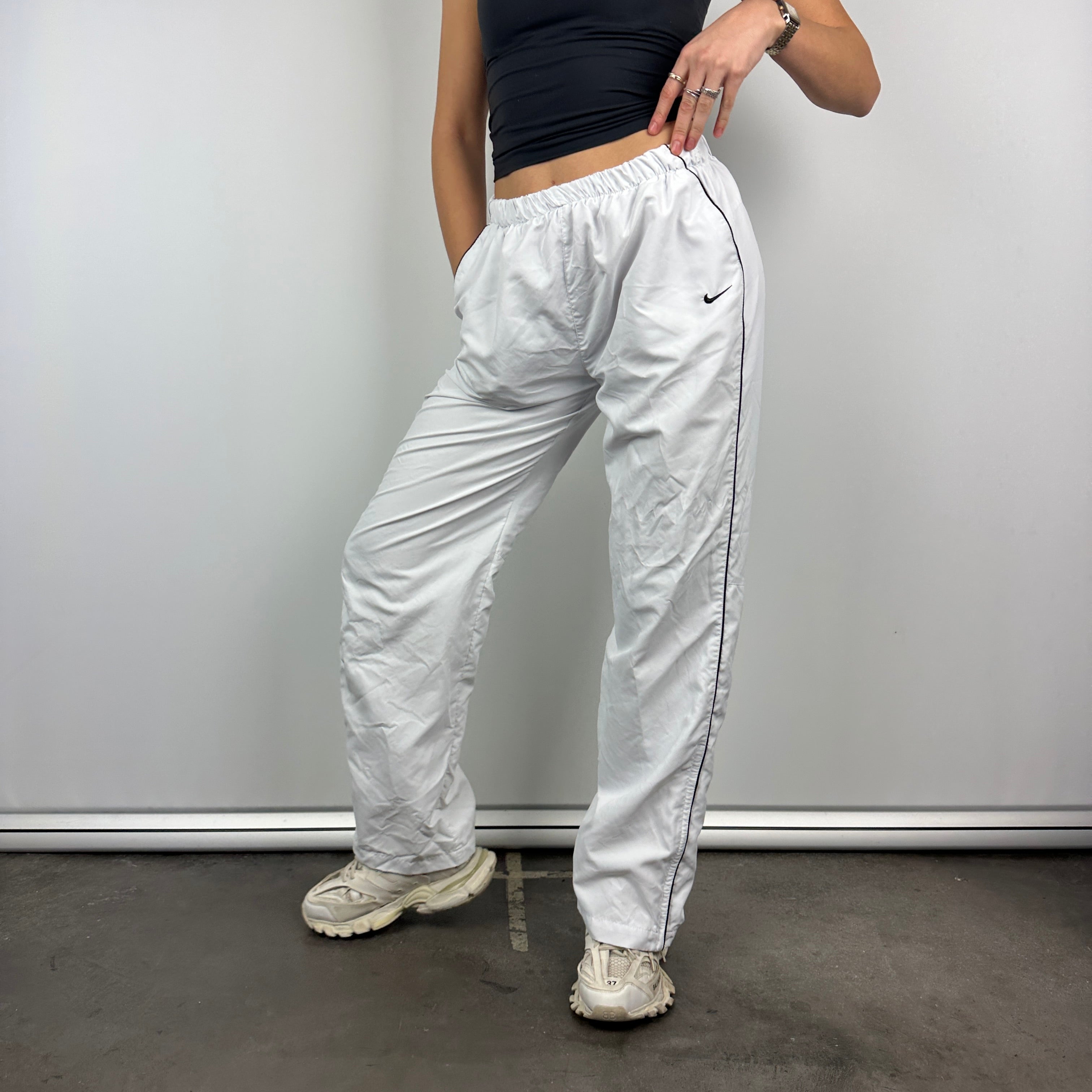 Nike White Embroidered Swoosh Track Pants (XL) – Jamie Online Vintage