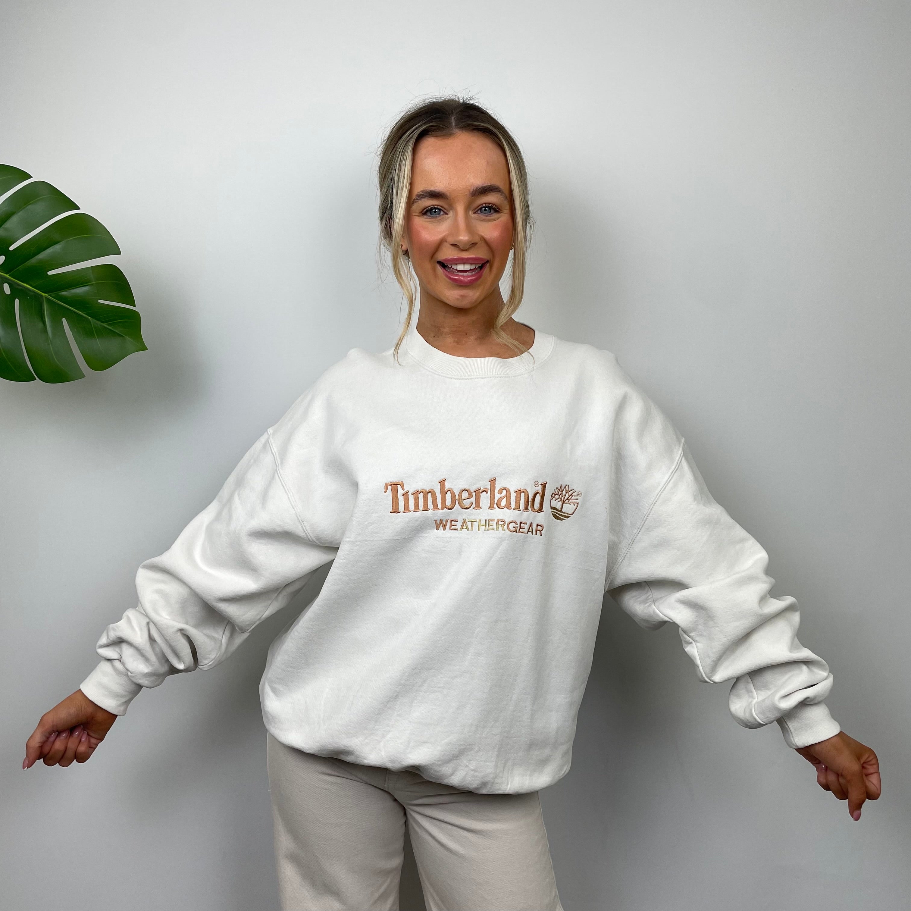 Timberland White Embroidered Spell Out Sweatshirt (L)