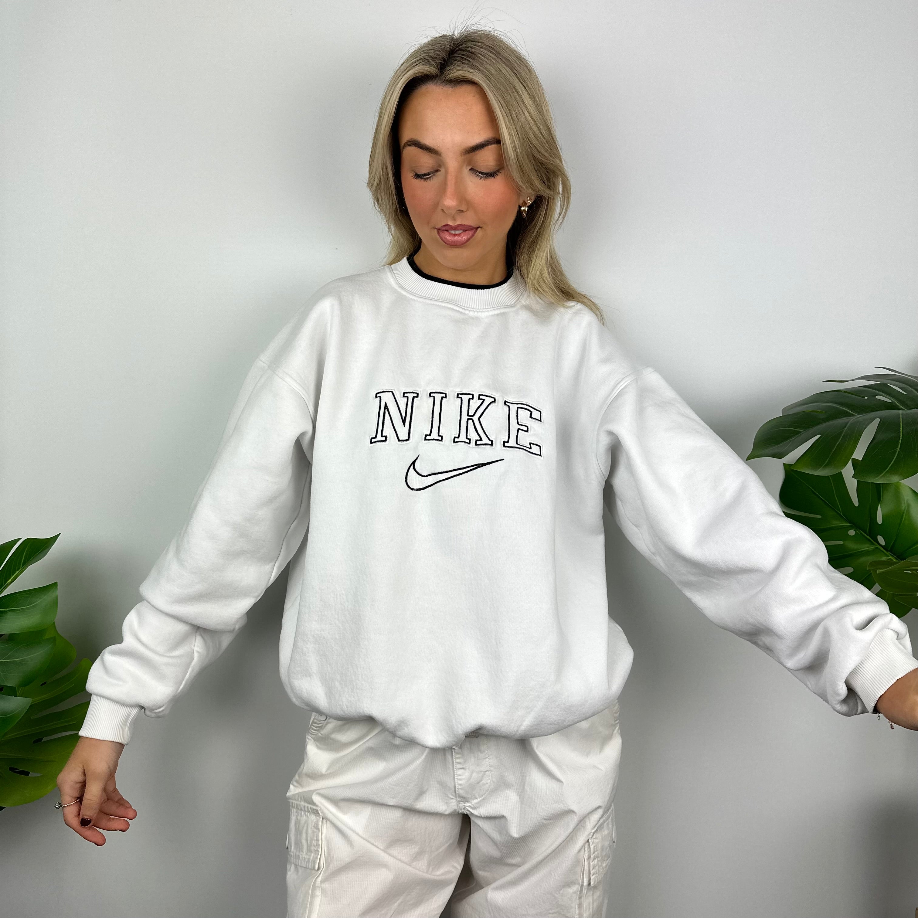 Nike White Embroidered Spell Out Sweatshirt (M)