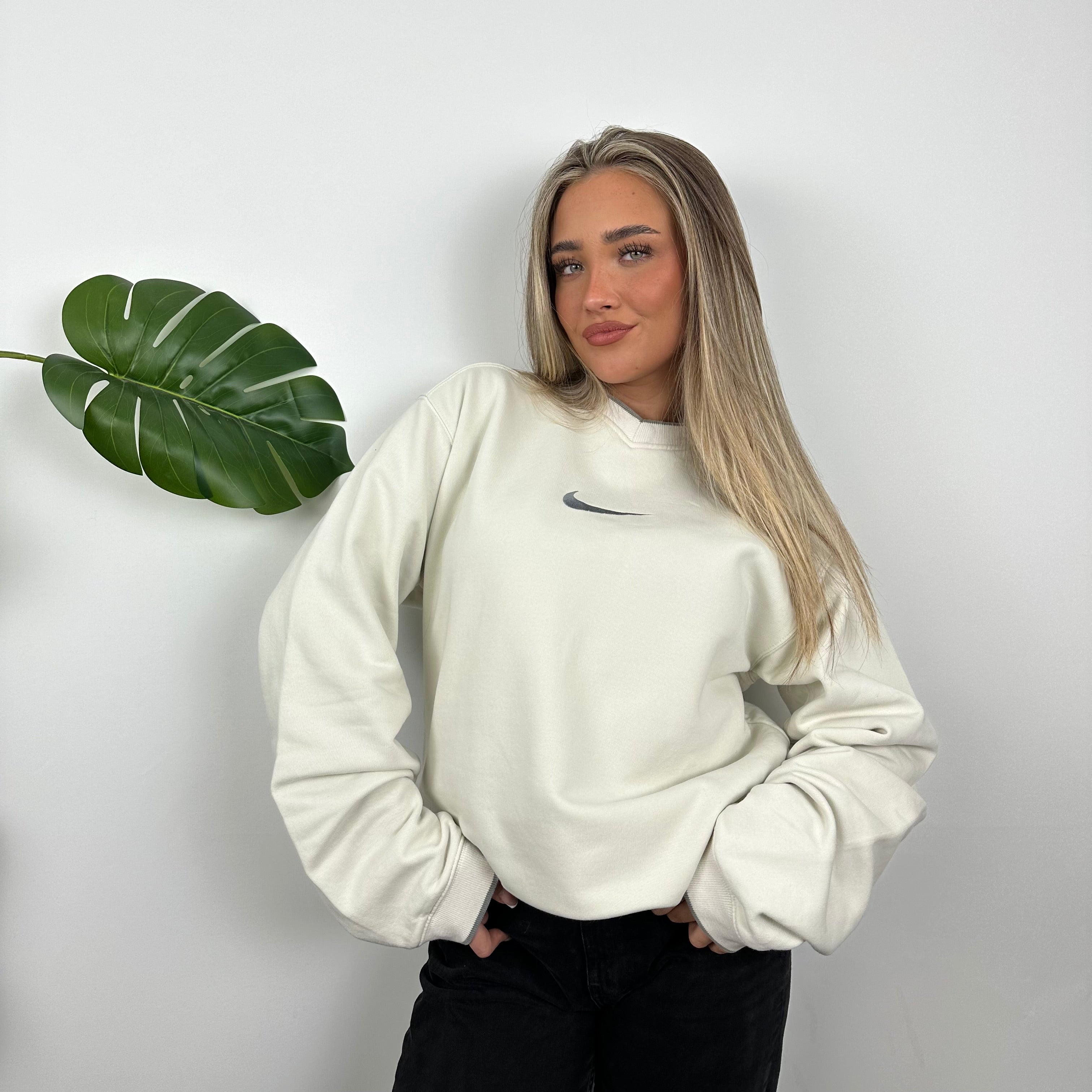 Nike Cream Embroidered Swoosh Sweatshirt (L)