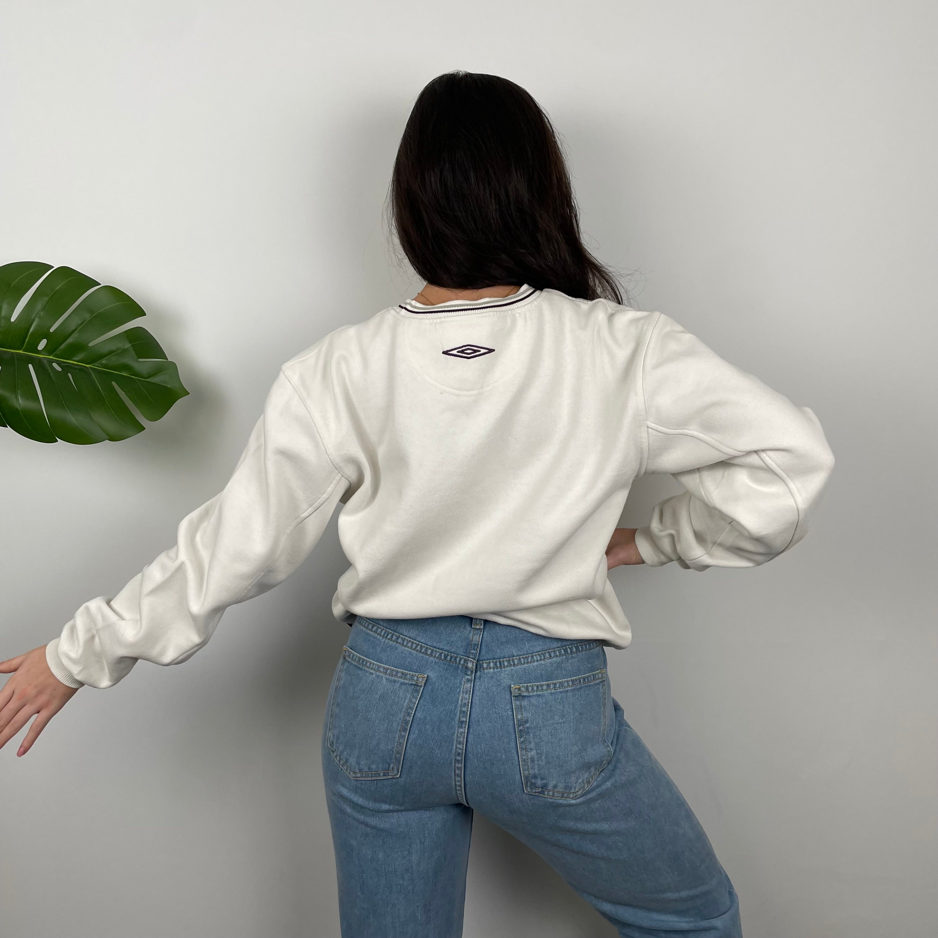 Umbro White Embroidered Spell Out Sweatshirt (S)