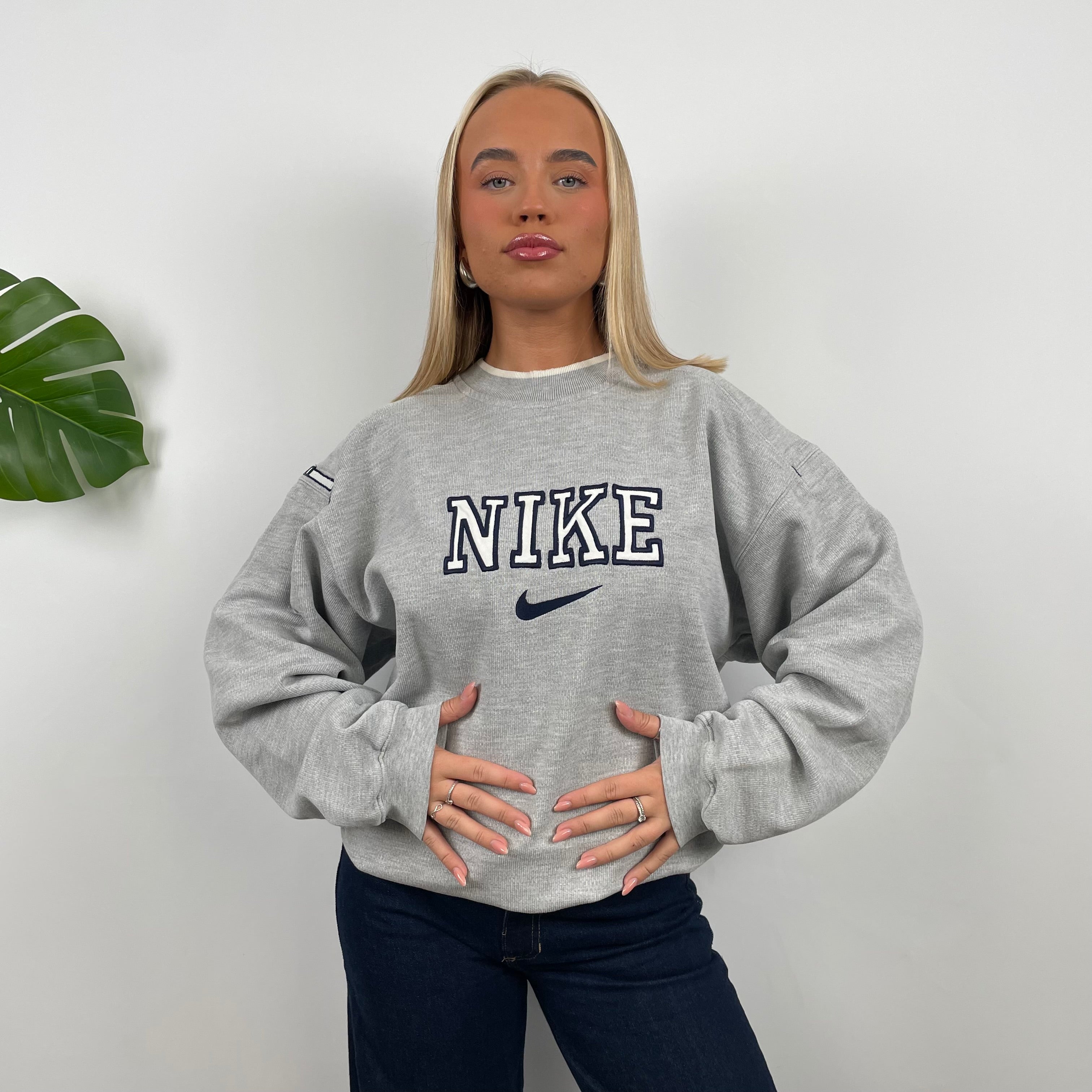 Nike Grey Embroidered Spell Out Sweatshirt (L)