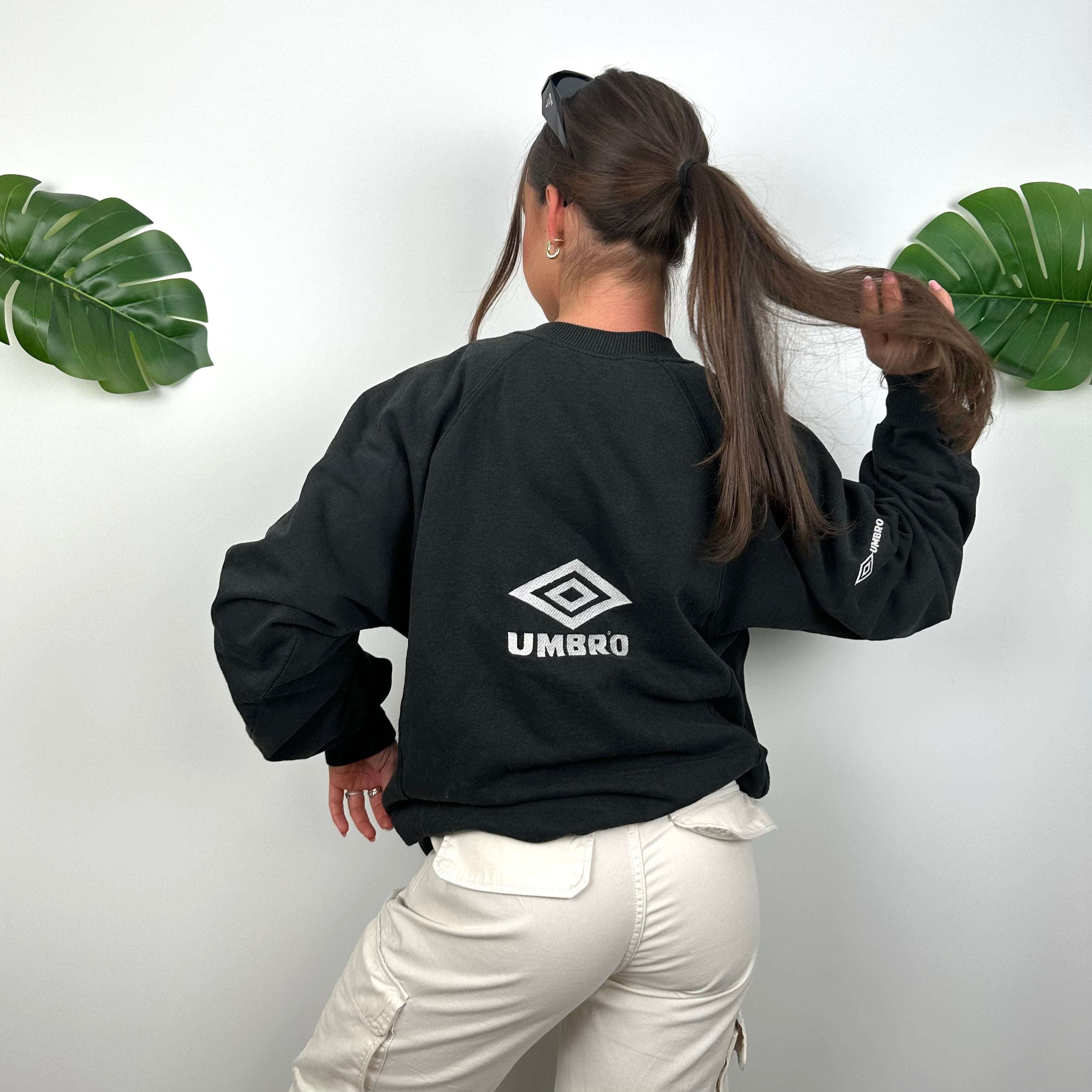 Umbro Black Embroidered Spell Out Sweatshirt (L)