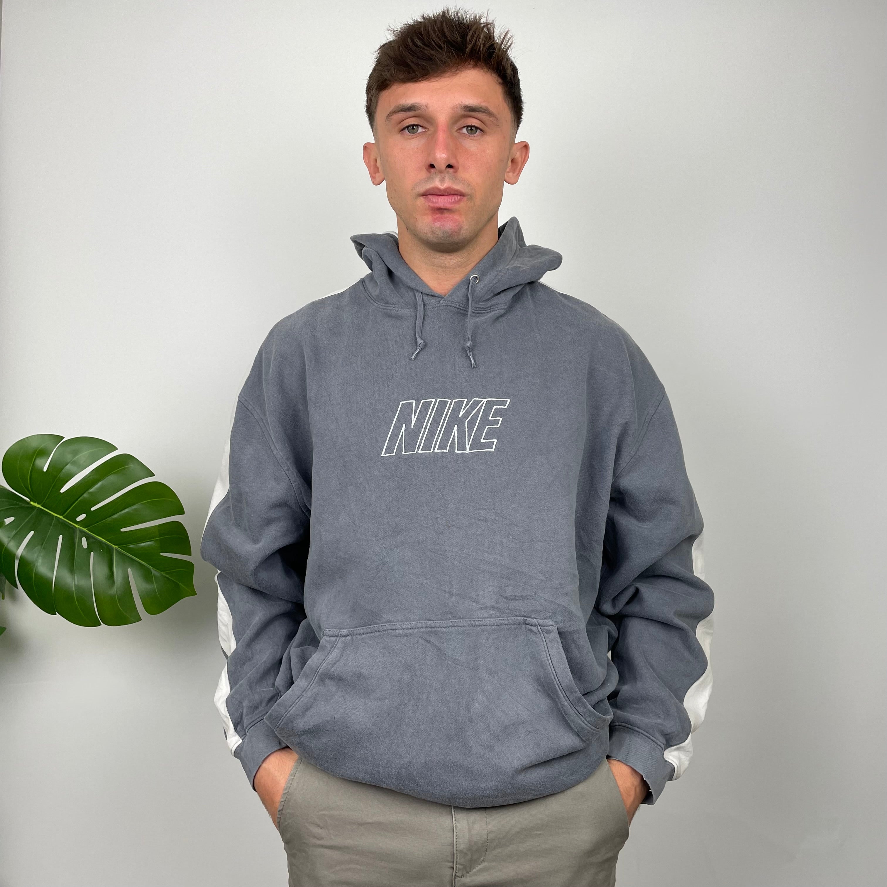 Nike Grey Embroidered Spell Out Hoodie (XXL)