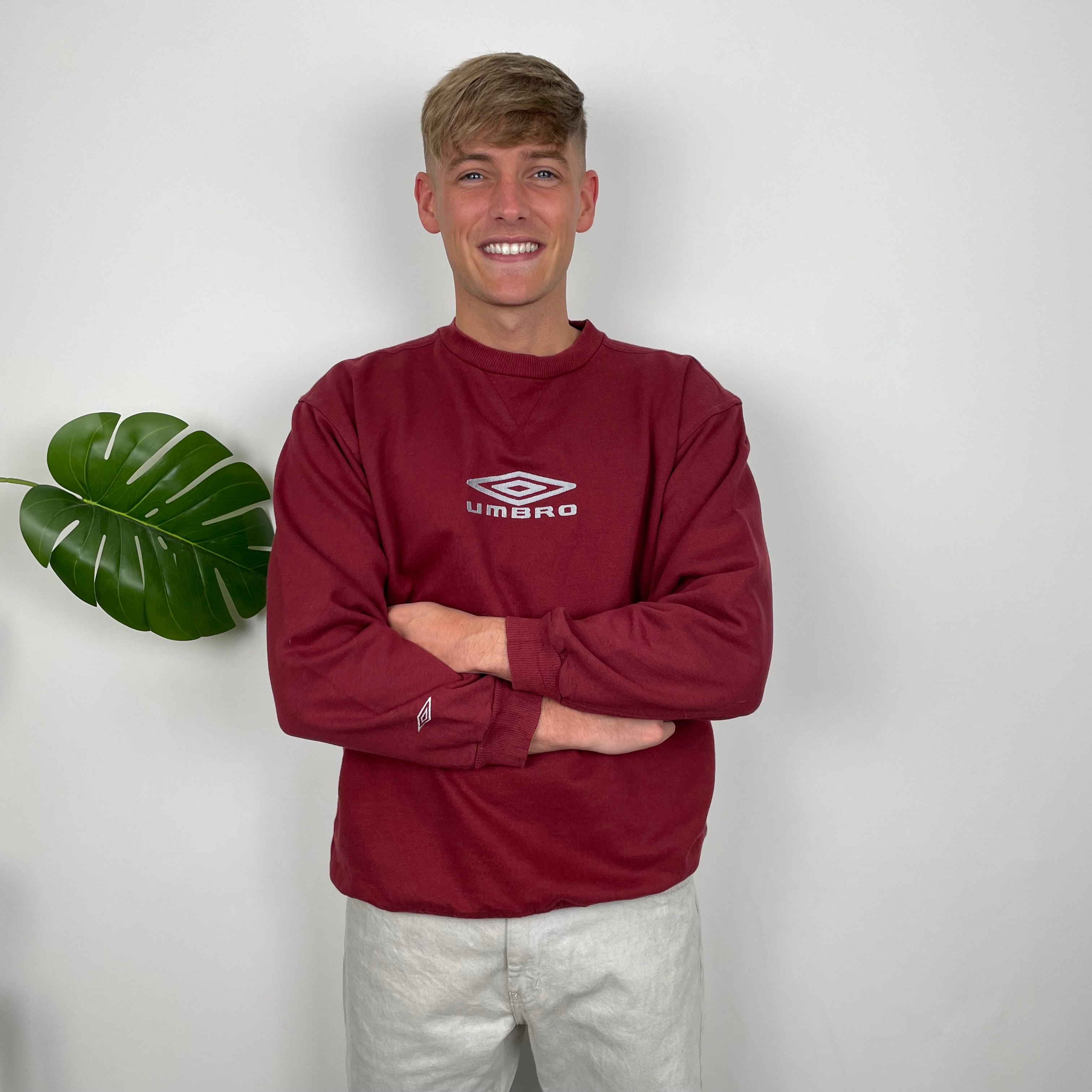 Umbro RARE Maroon Embroidered Spell Out Sweatshirt (L)