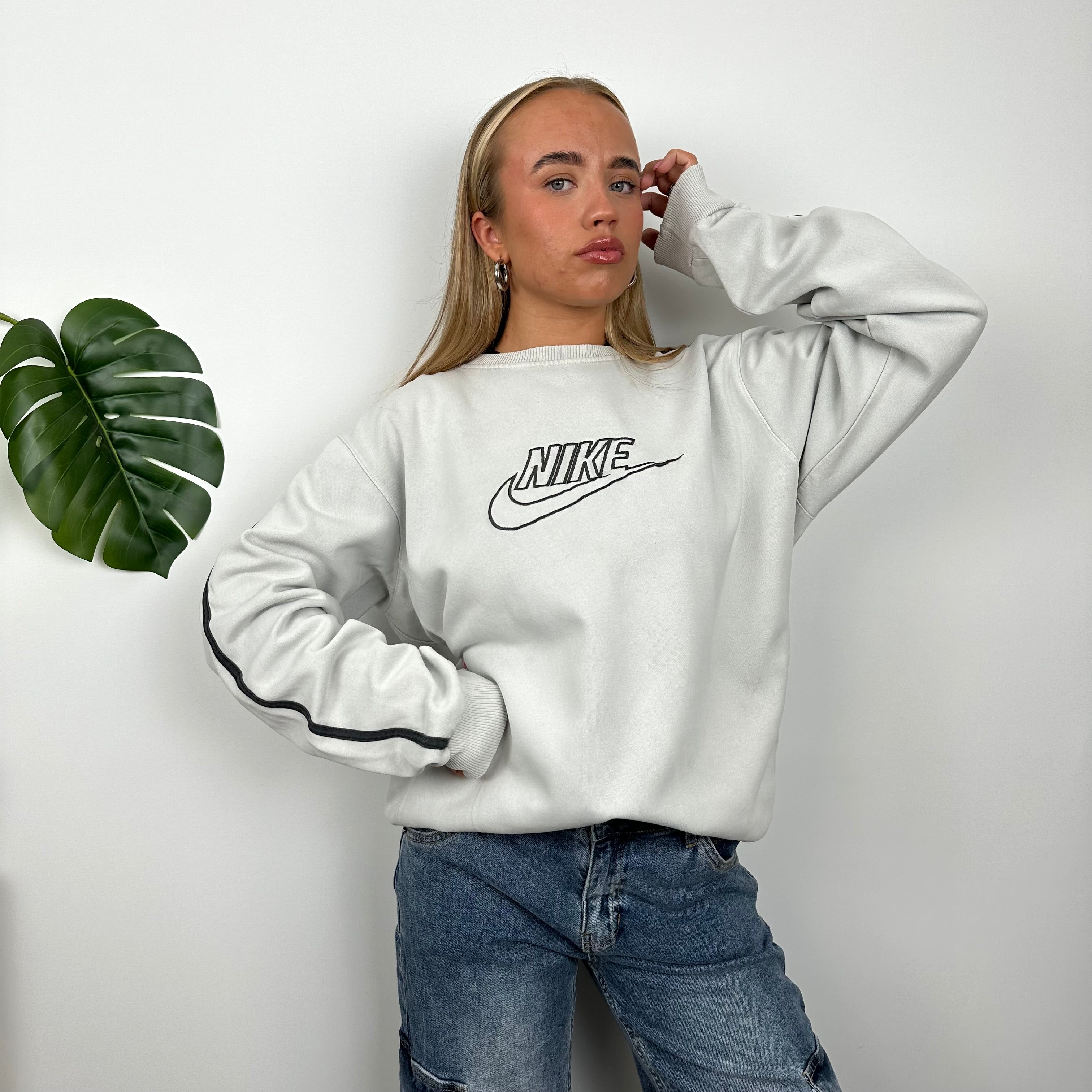 Nike Grey Embroidered Spell Out Sweatshirt (L)