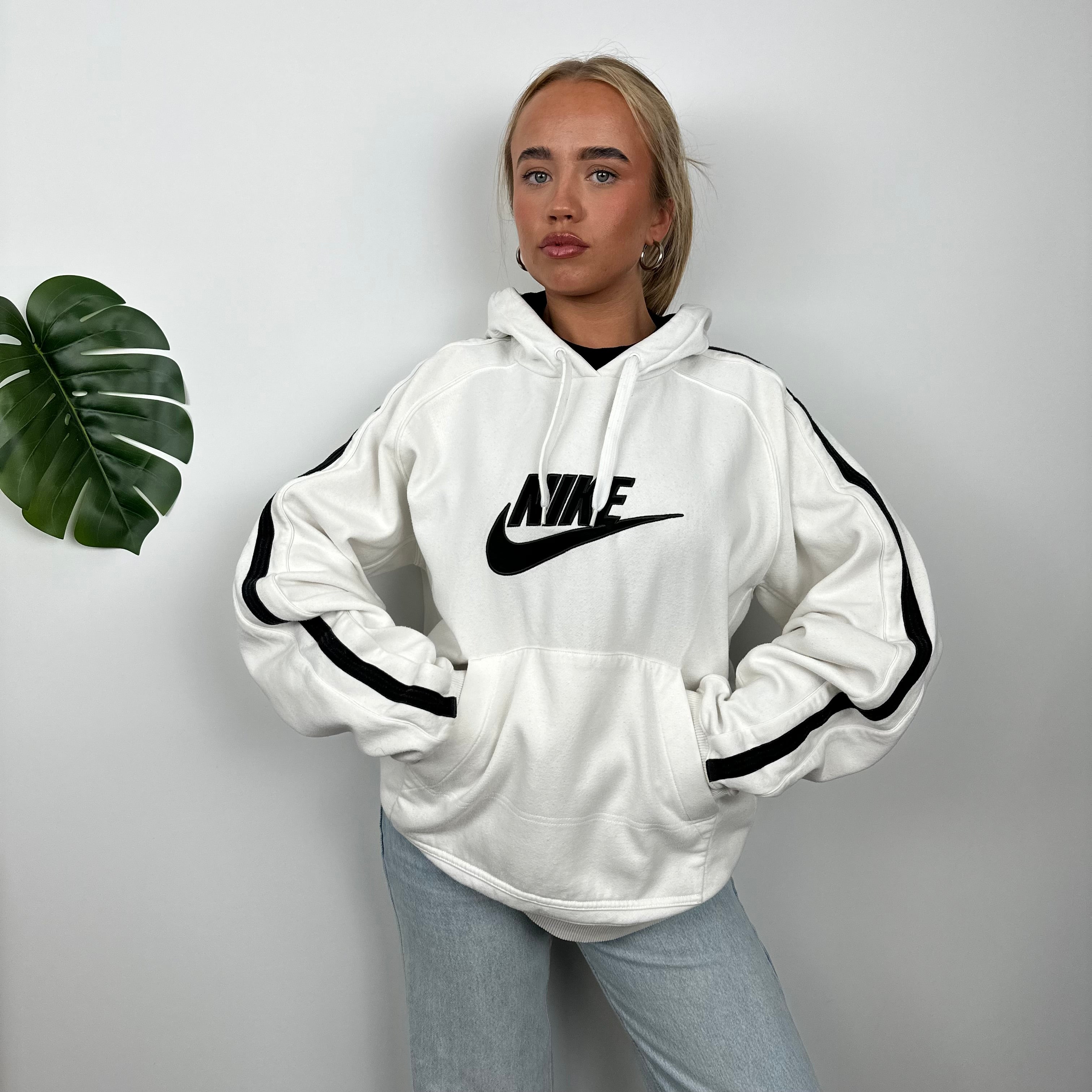 Nike RARE White Embroidered Spell out Hoodie (XL)