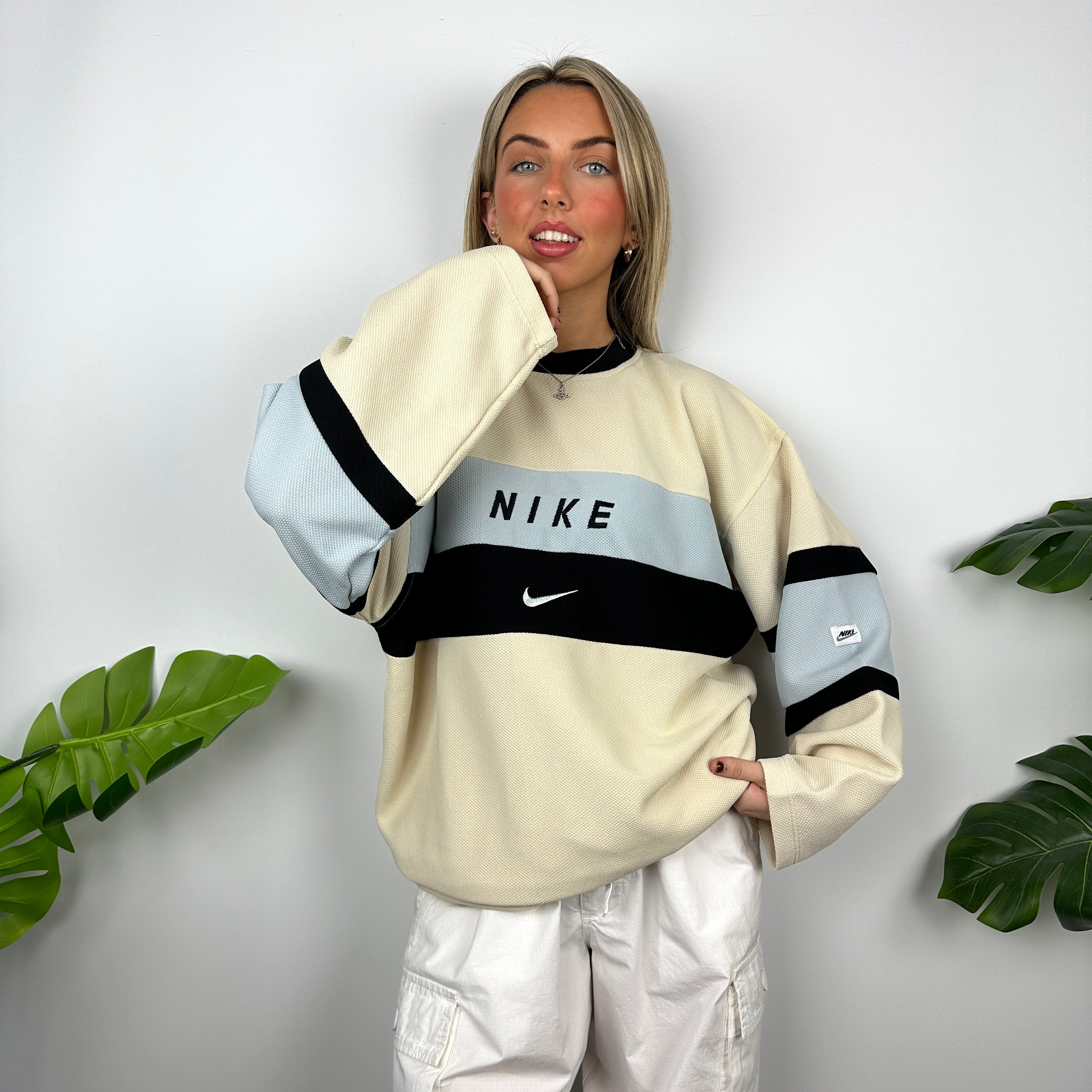 Nike Cream Embroidered Spell Out Sweatshirt (XXL)