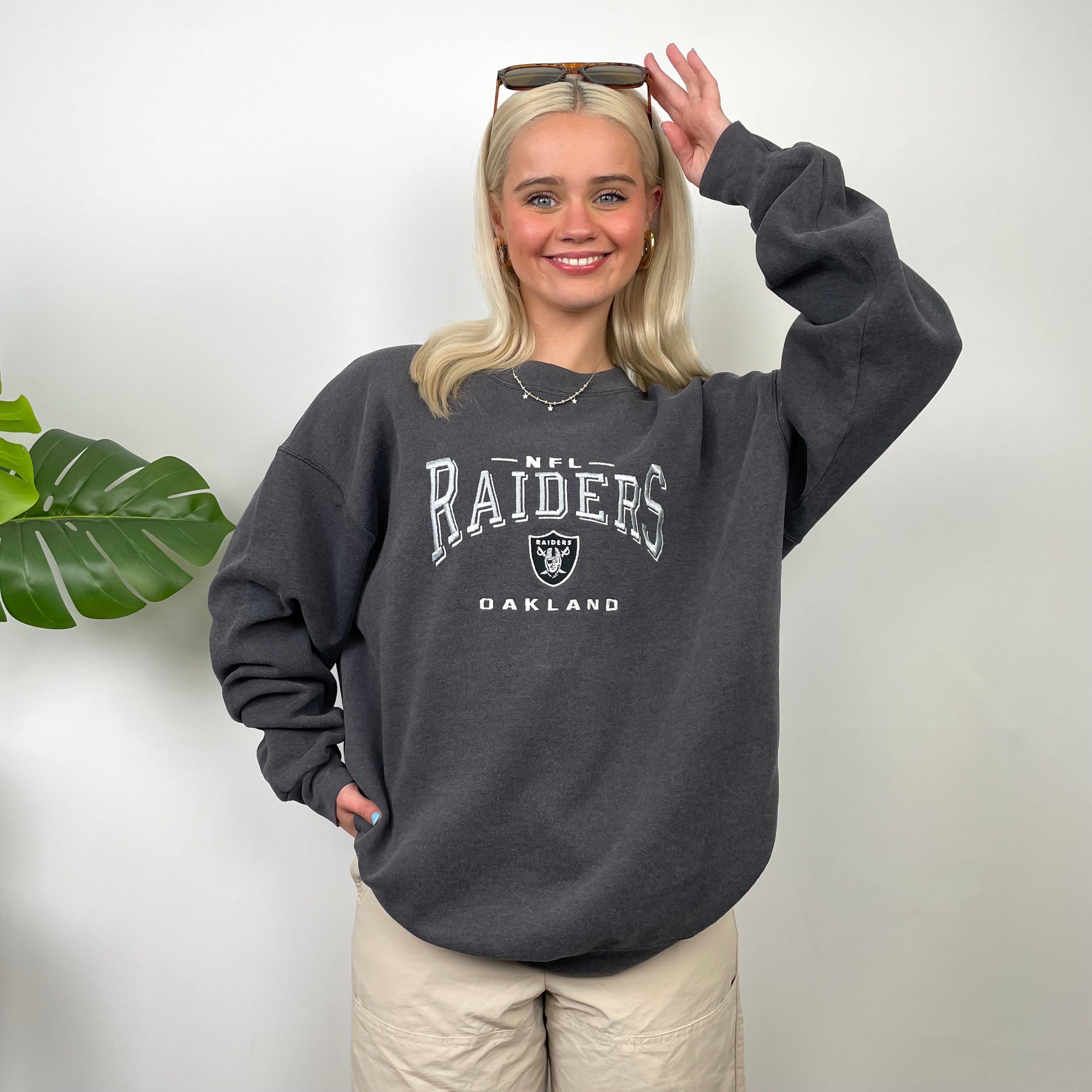 NFL Las Vegas Raiders Grey Embroidered Spell Out Sweatshirt (L)