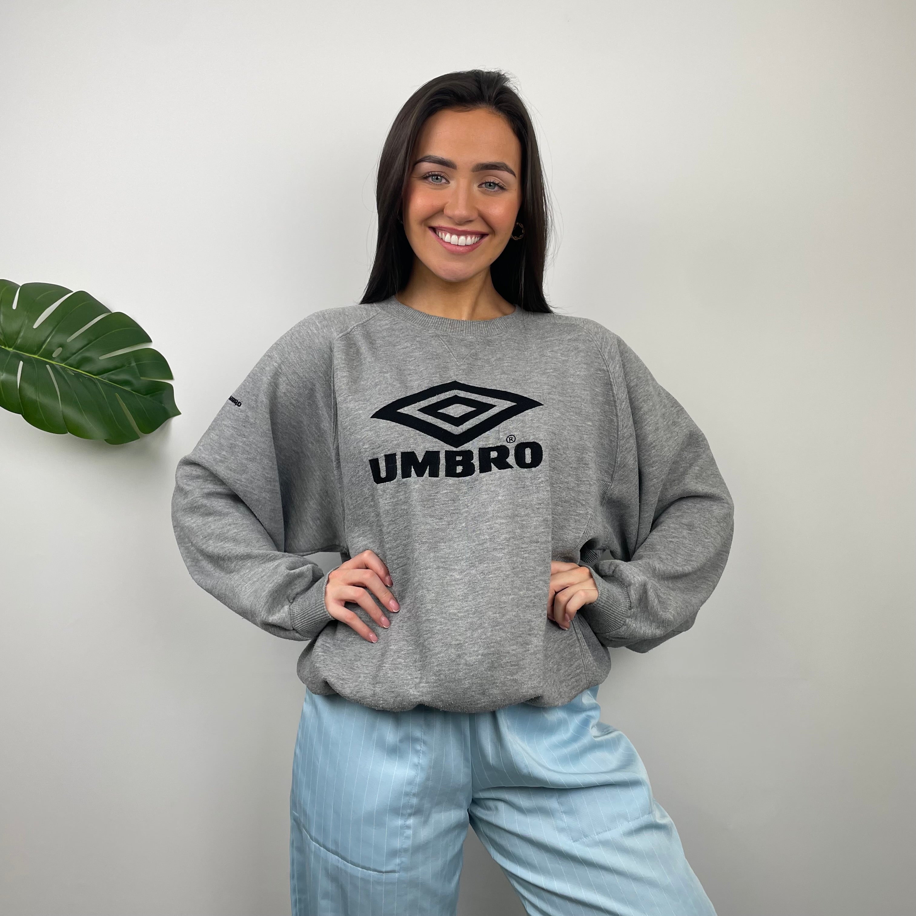 Umbro Grey Embroidered Spell Out Sweatshirt (M)