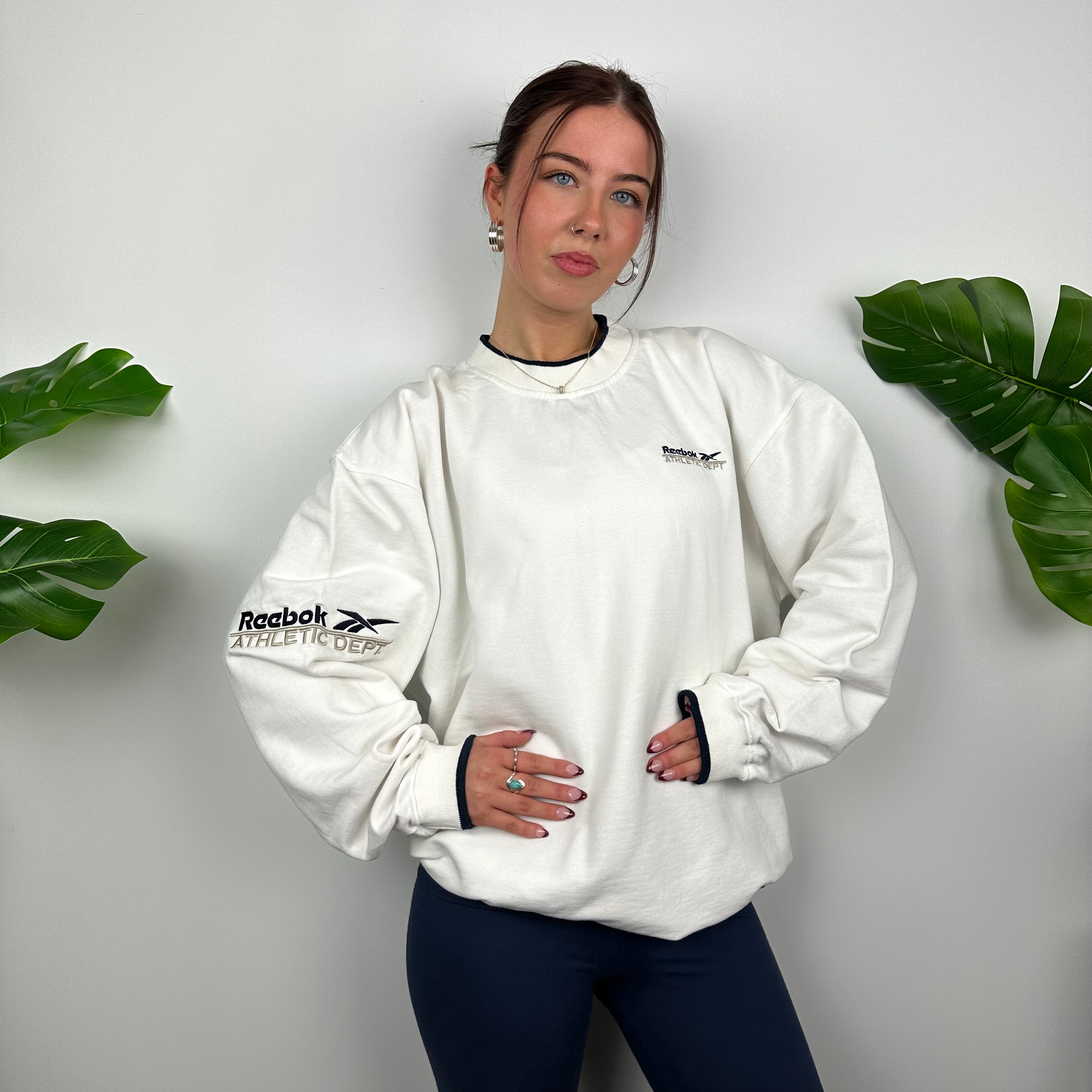 Reebok White Embroidered Spell Out Sweatshirt (L)